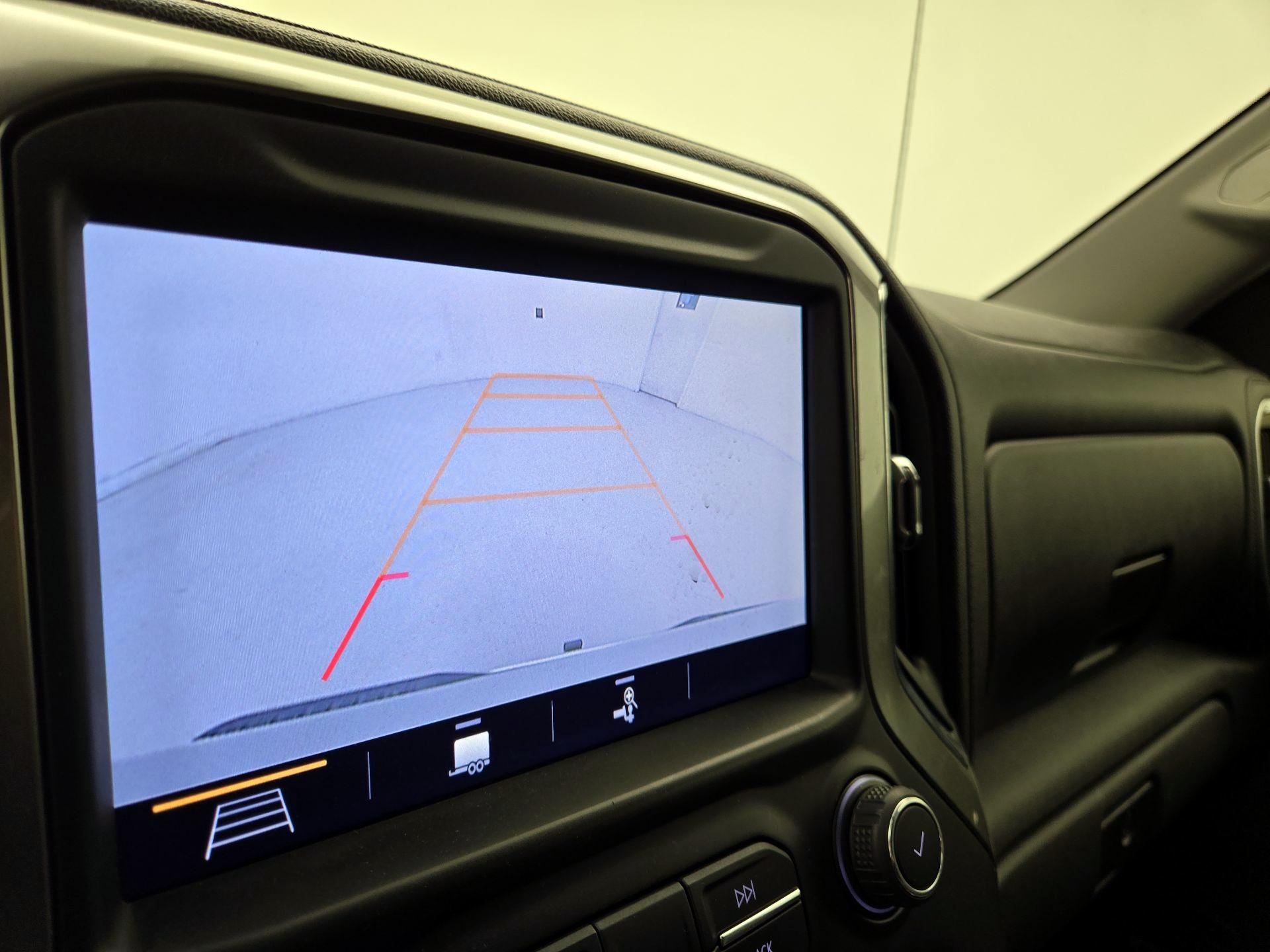 Thumbnail: 2019 Chevrolet Silverado 1500 - 14