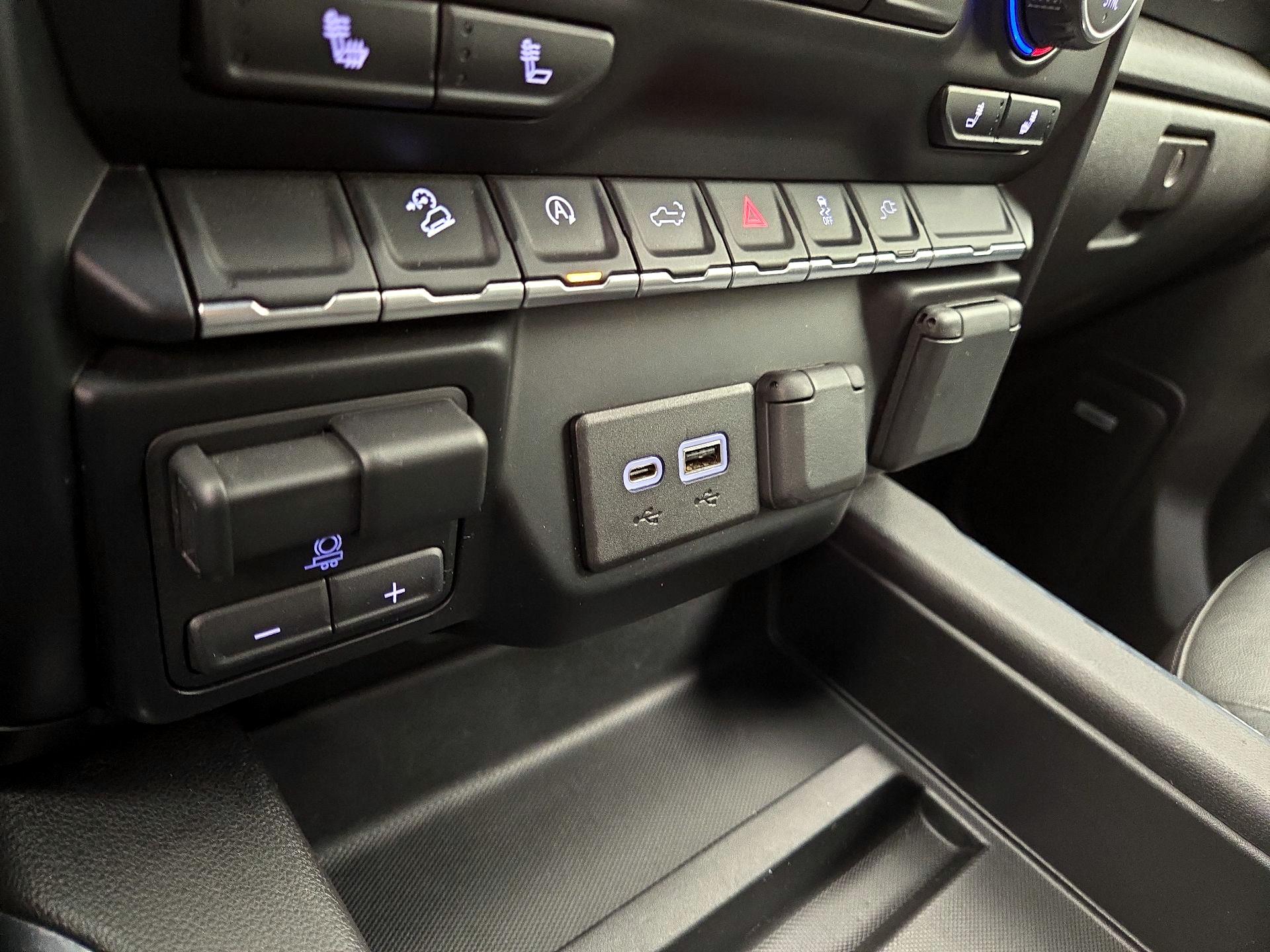 Thumbnail: 2019 Chevrolet Silverado 1500 - 18