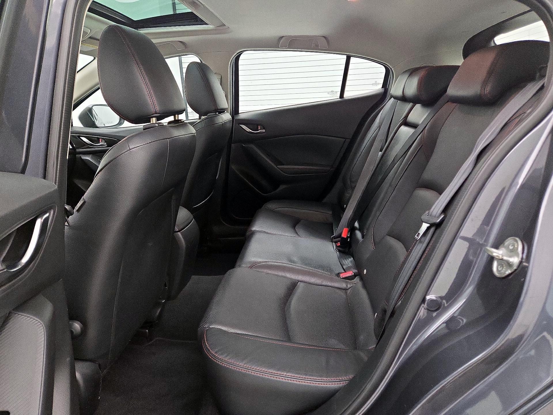 Thumbnail: 2015 Mazda Mazda3 - 19