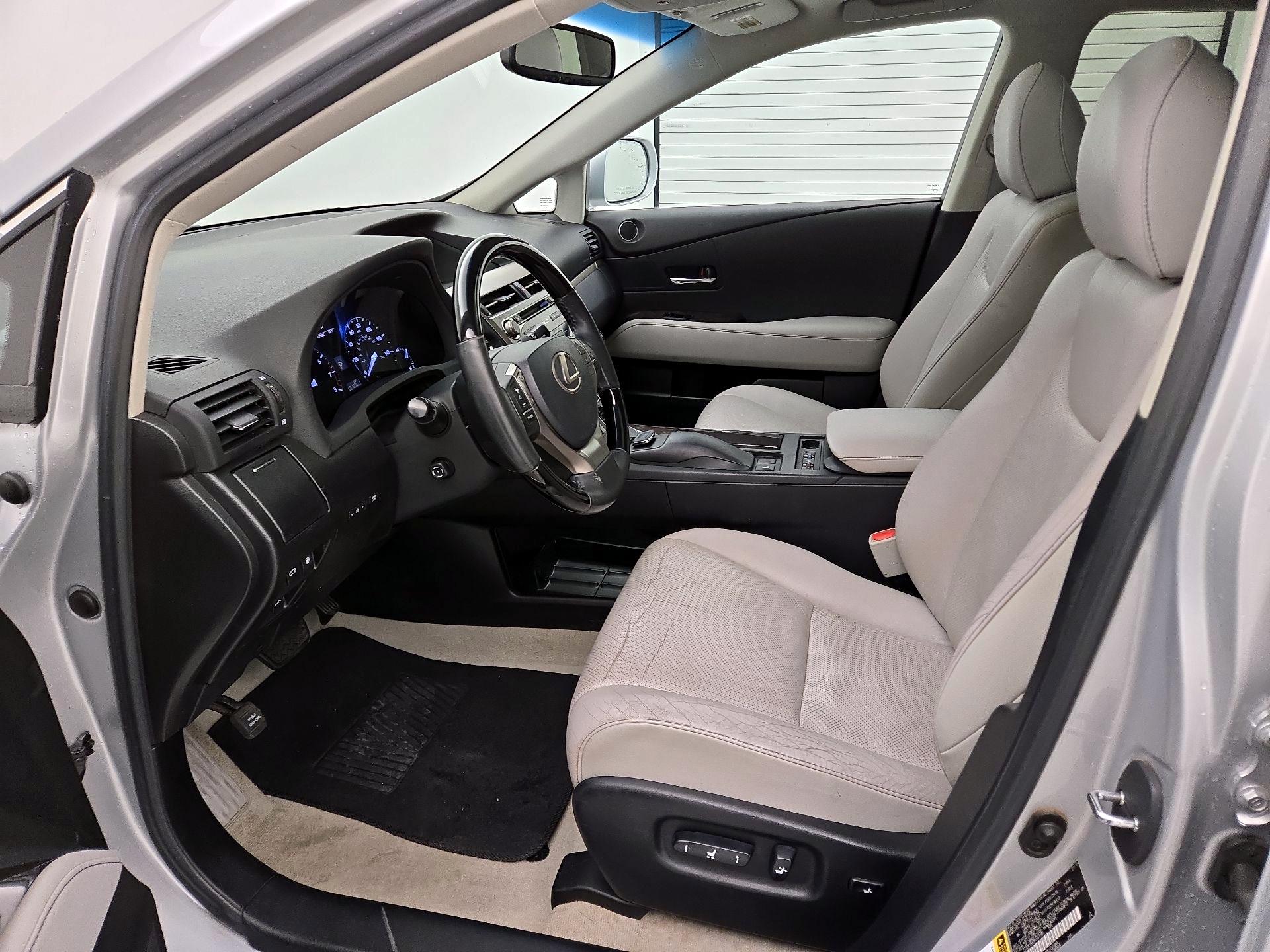 Thumbnail: 2015 Lexus RX - 11