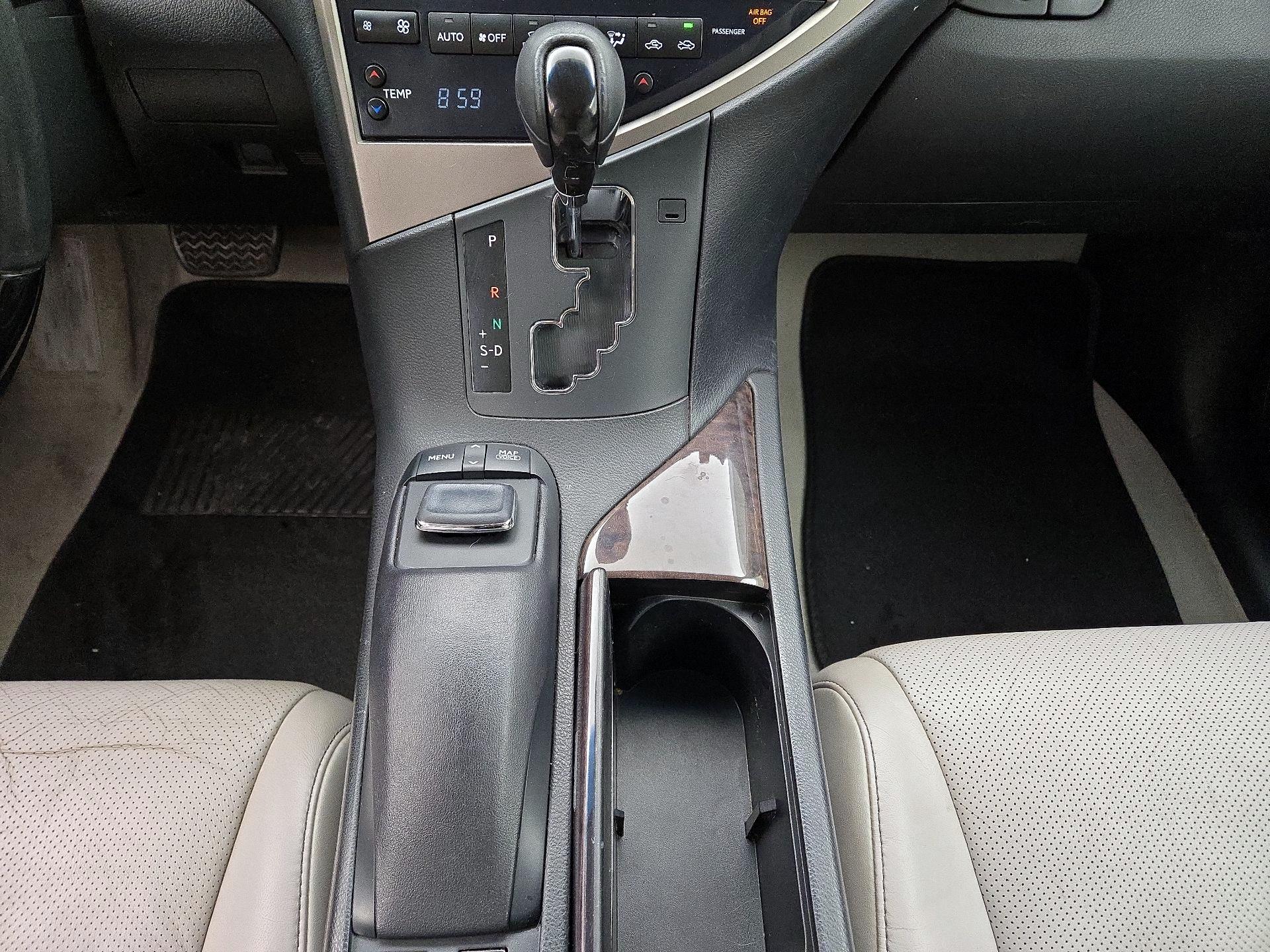 Thumbnail: 2015 Lexus RX - 18