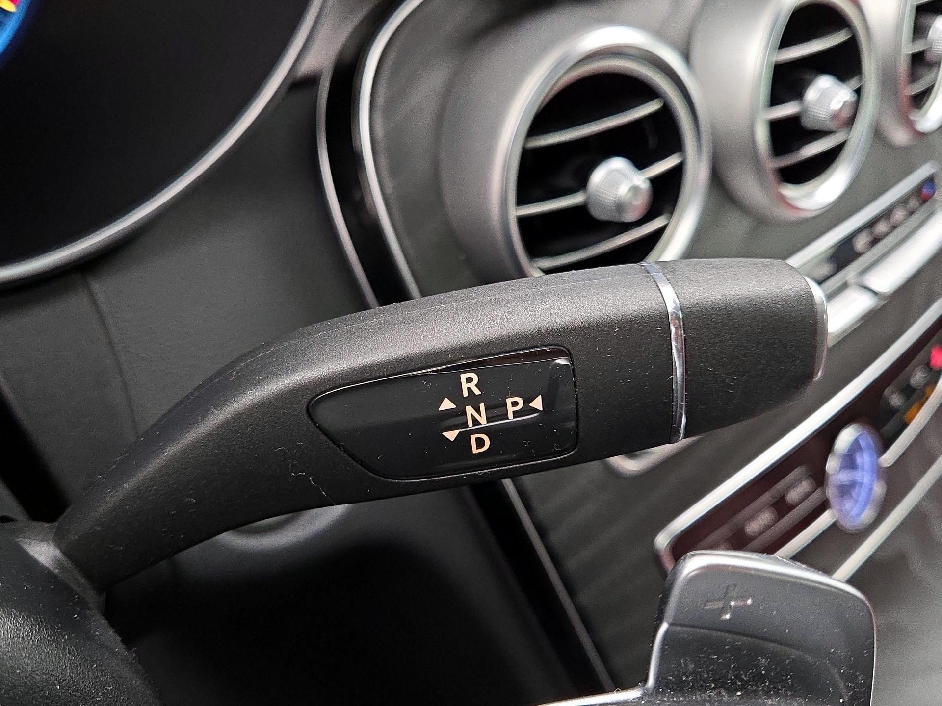 Thumbnail: 2019 Mercedes-Benz C-Class - 18