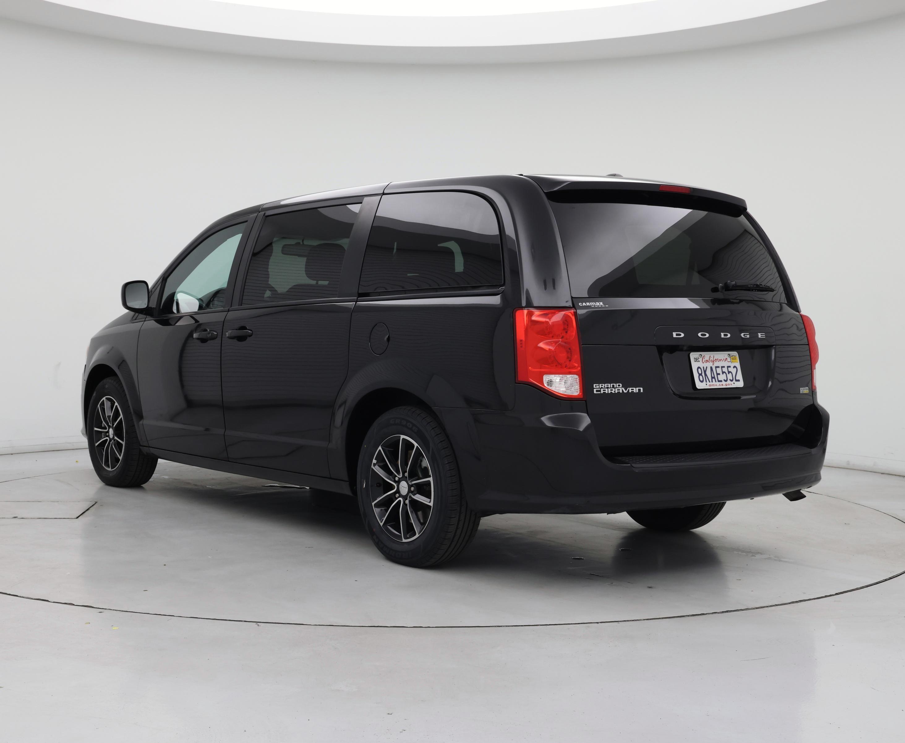 Thumbnail: 2018 Dodge Grand Caravan - 2