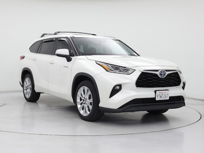 White 2020 Toyota Highlander Hybrid Limited