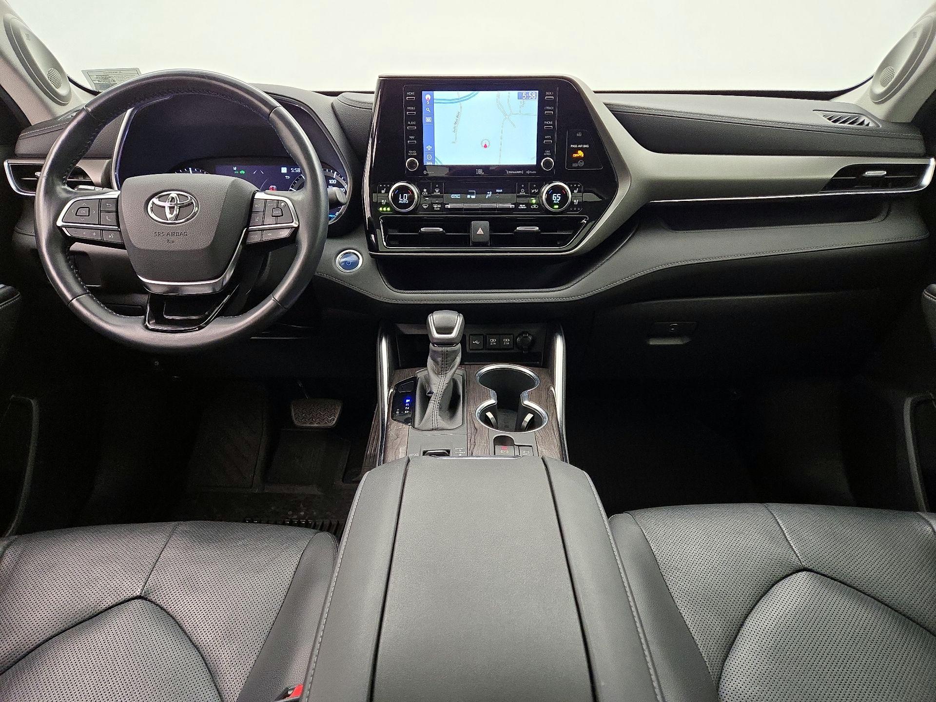 Thumbnail: 2020 Toyota Highlander - 9