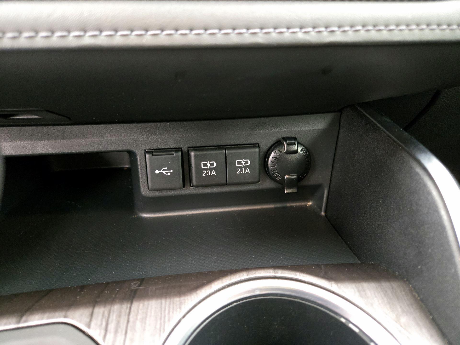 Thumbnail: 2020 Toyota Highlander - 19