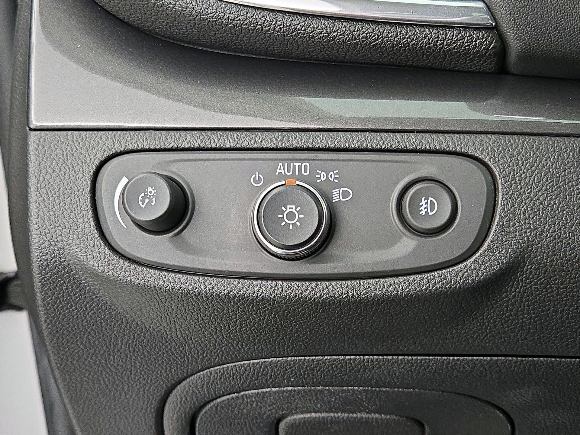 Thumbnail: 2018 Buick Encore - 13