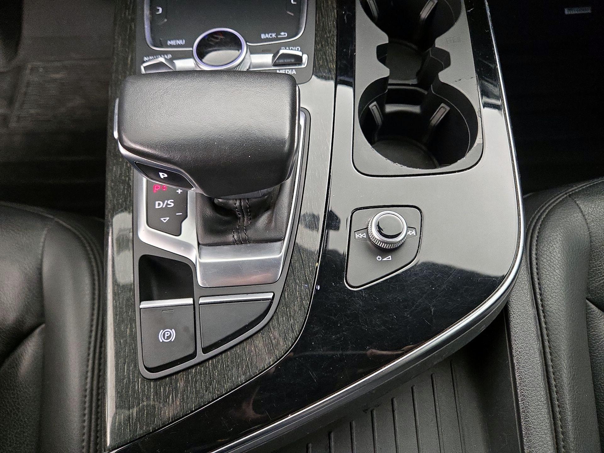 Thumbnail: 2019 Audi Q7 - 18