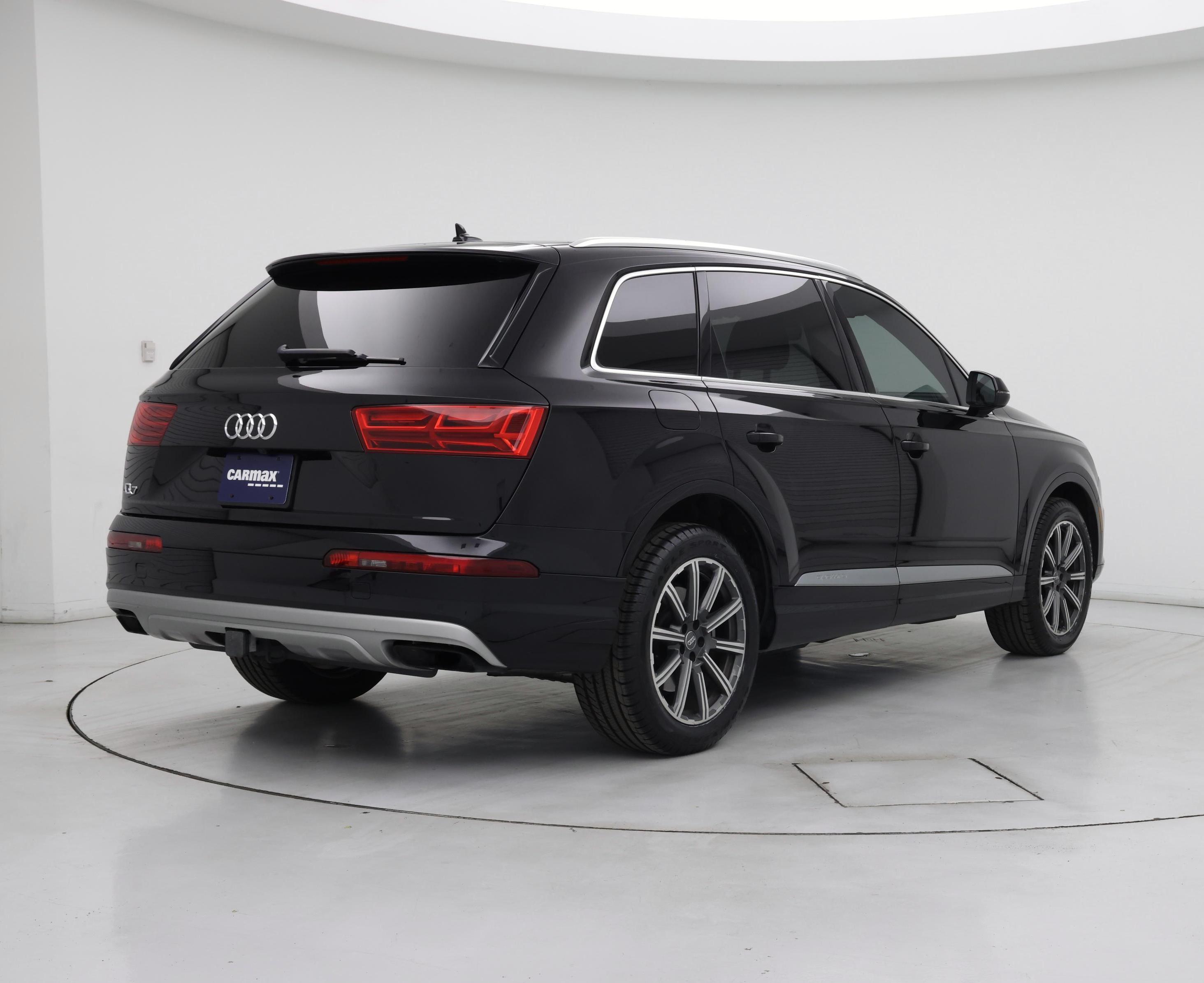 Thumbnail: 2019 Audi Q7 - 8