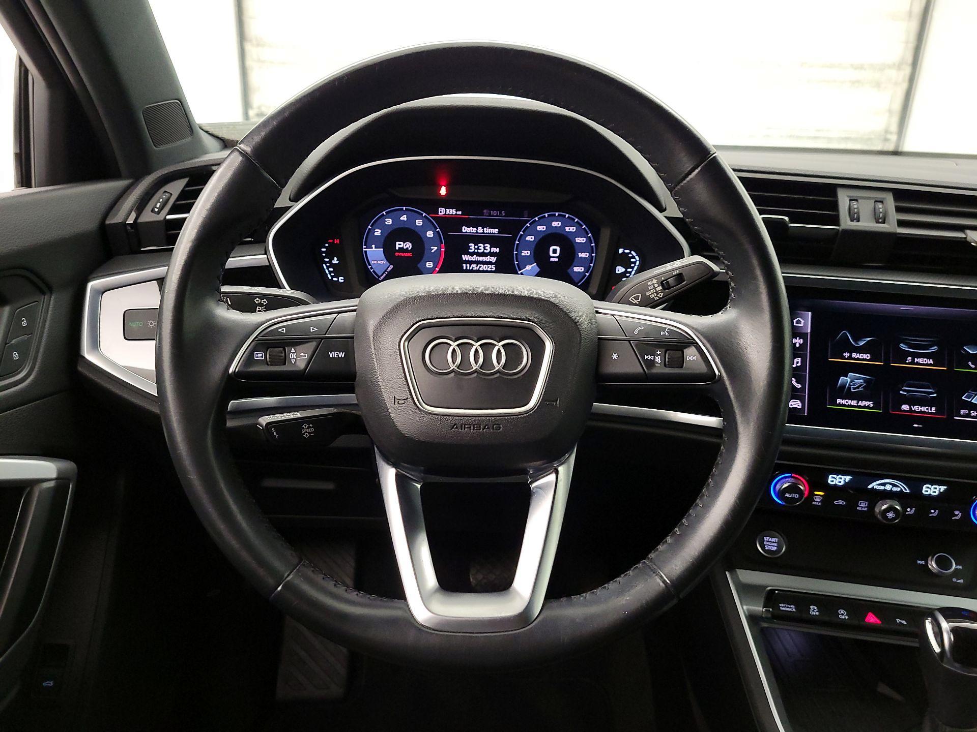 Thumbnail: 2020 Audi Q3 - 10