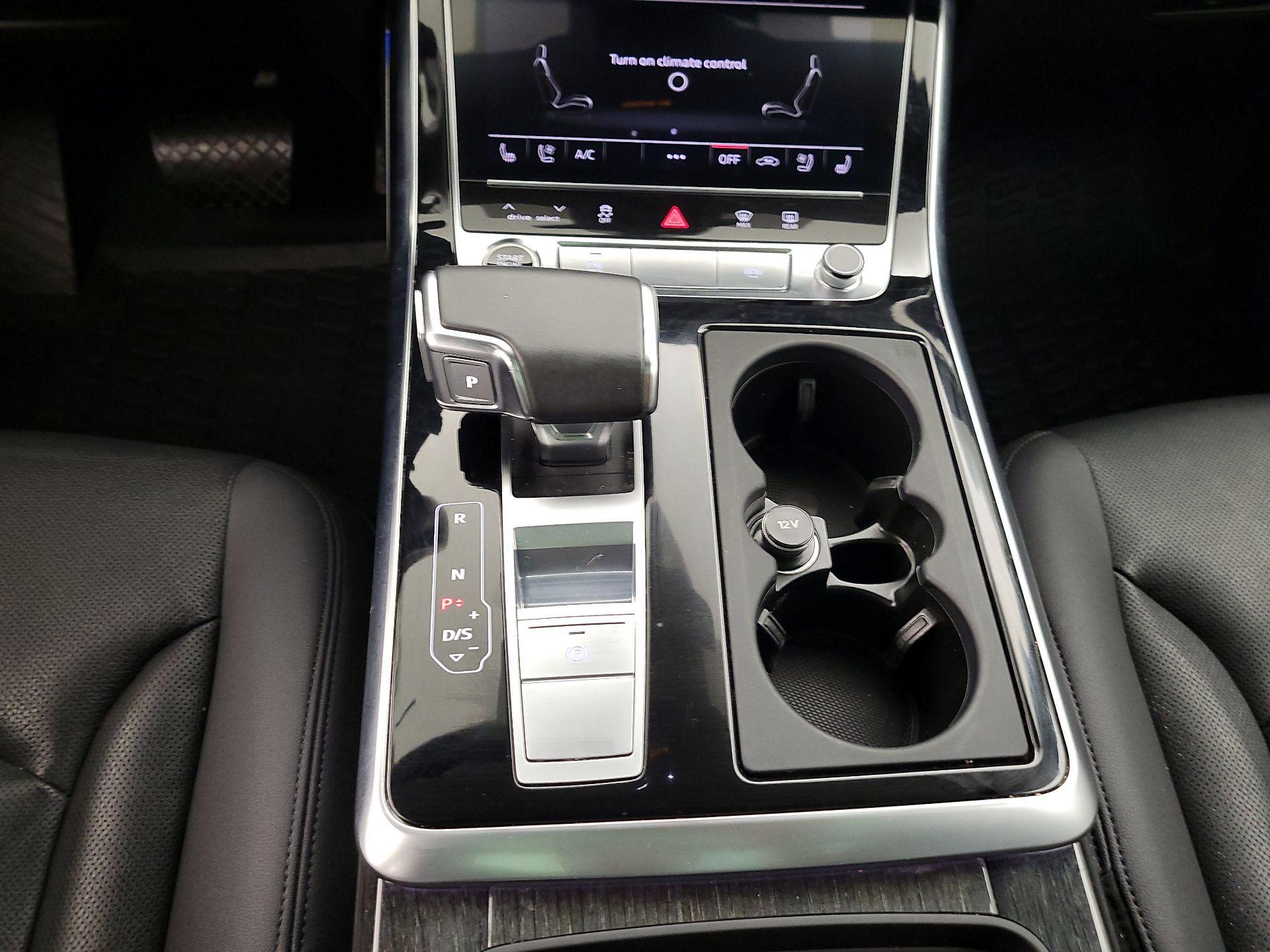 Thumbnail: 2022 Audi Q7 - 18