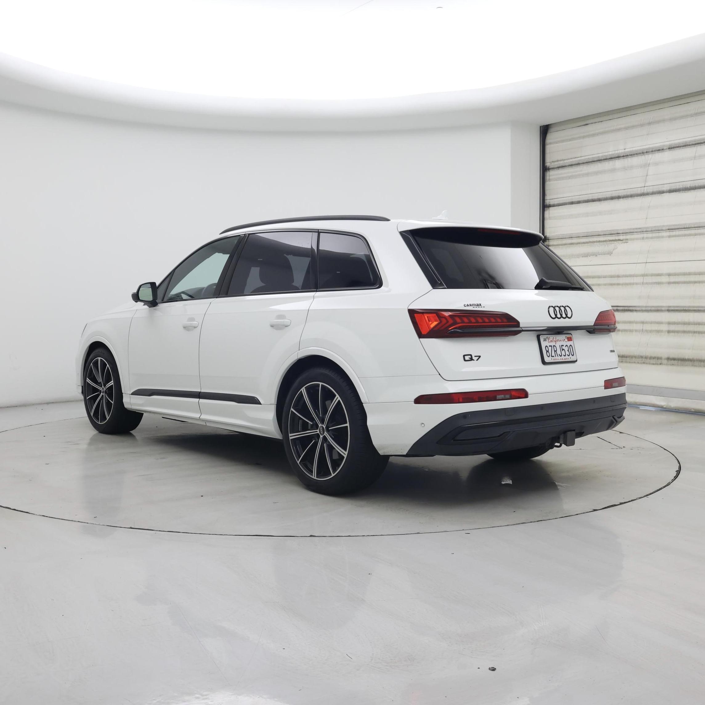 Thumbnail: 2022 Audi Q7 - 2