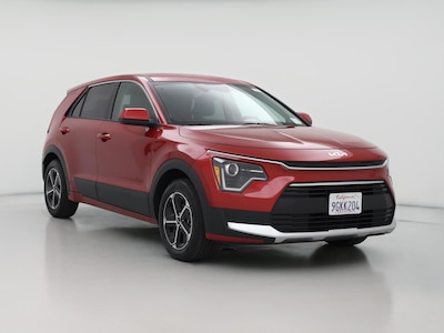 Red 2023 Kia Niro LX