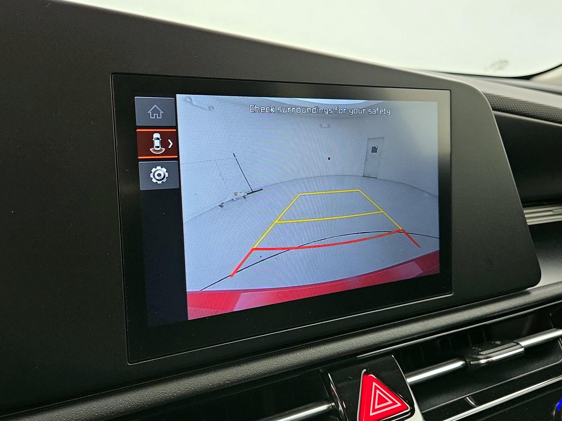 Thumbnail: 2023 Kia Niro - 14