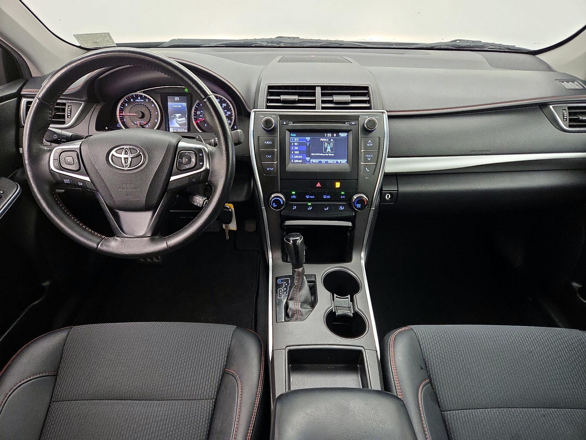 Thumbnail: 2017 Toyota Camry - 9