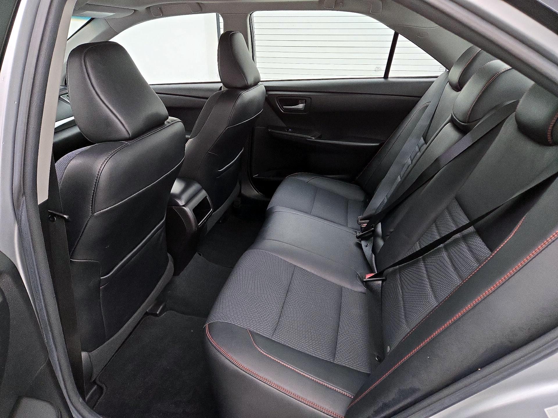 Thumbnail: 2017 Toyota Camry - 17