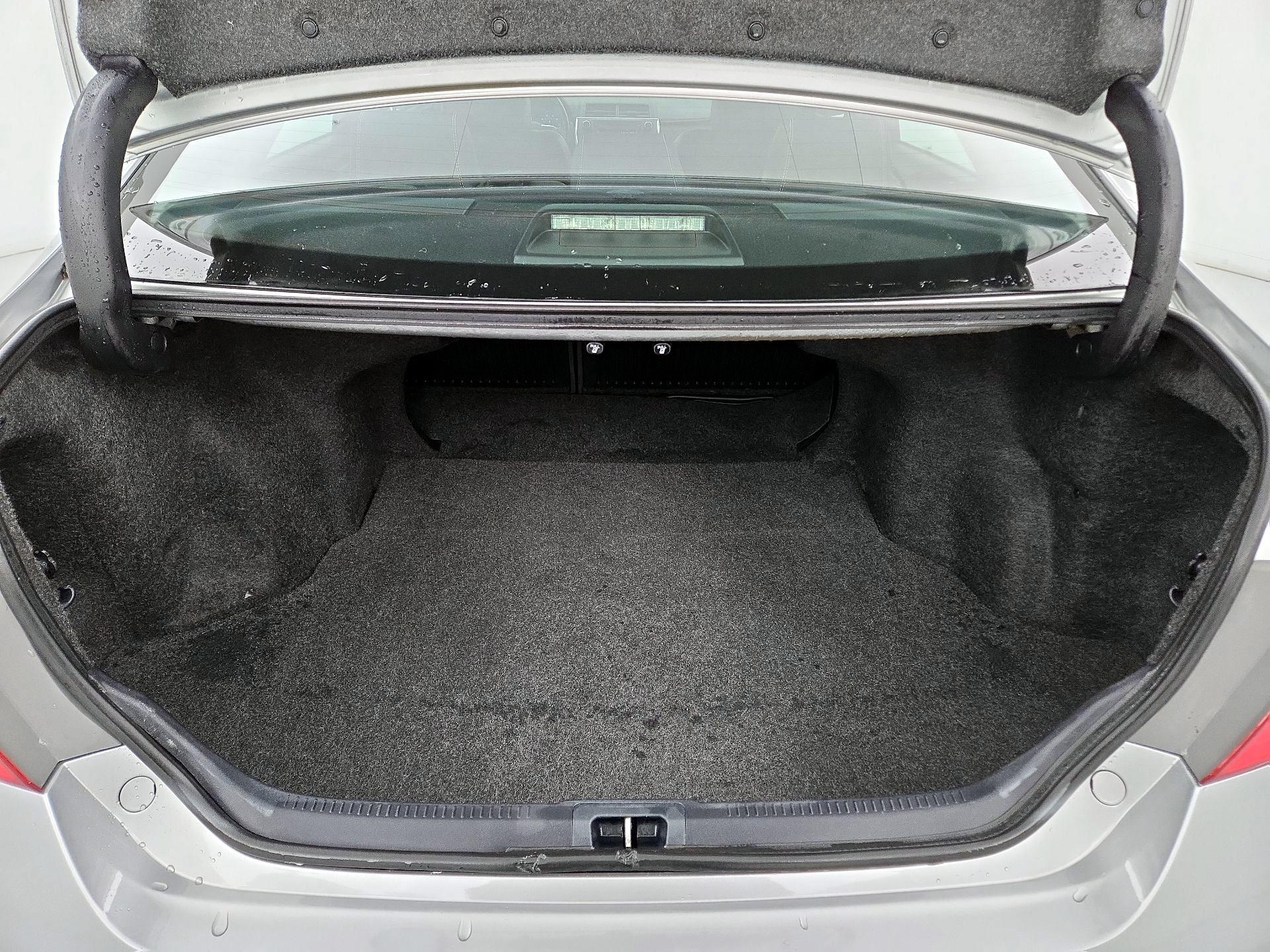 Thumbnail: 2017 Toyota Camry - 18