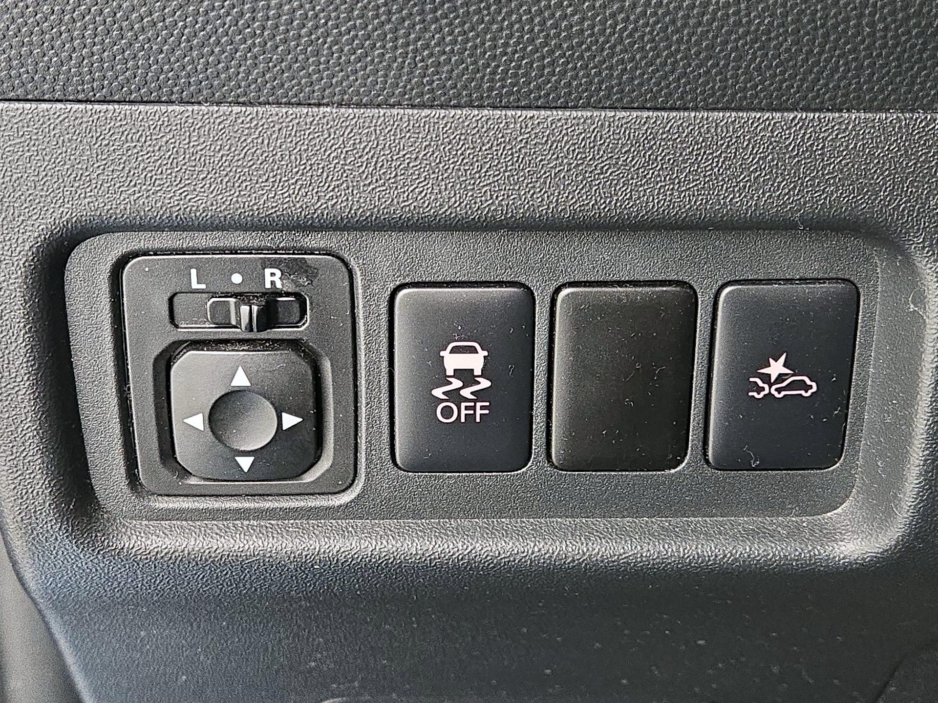 Thumbnail: 2021 Mitsubishi Mirage - 13