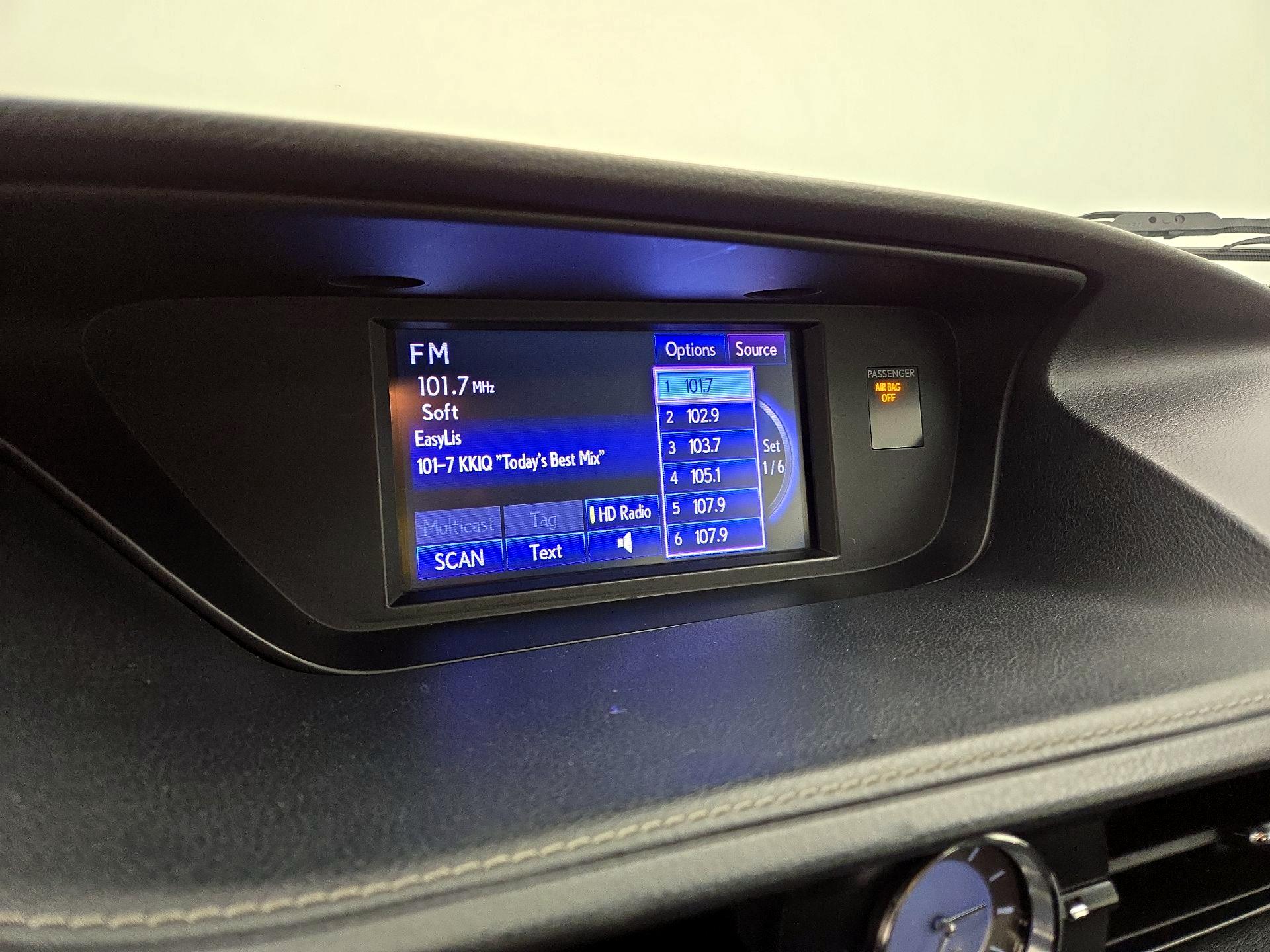 Thumbnail: 2014 Lexus ES - 15