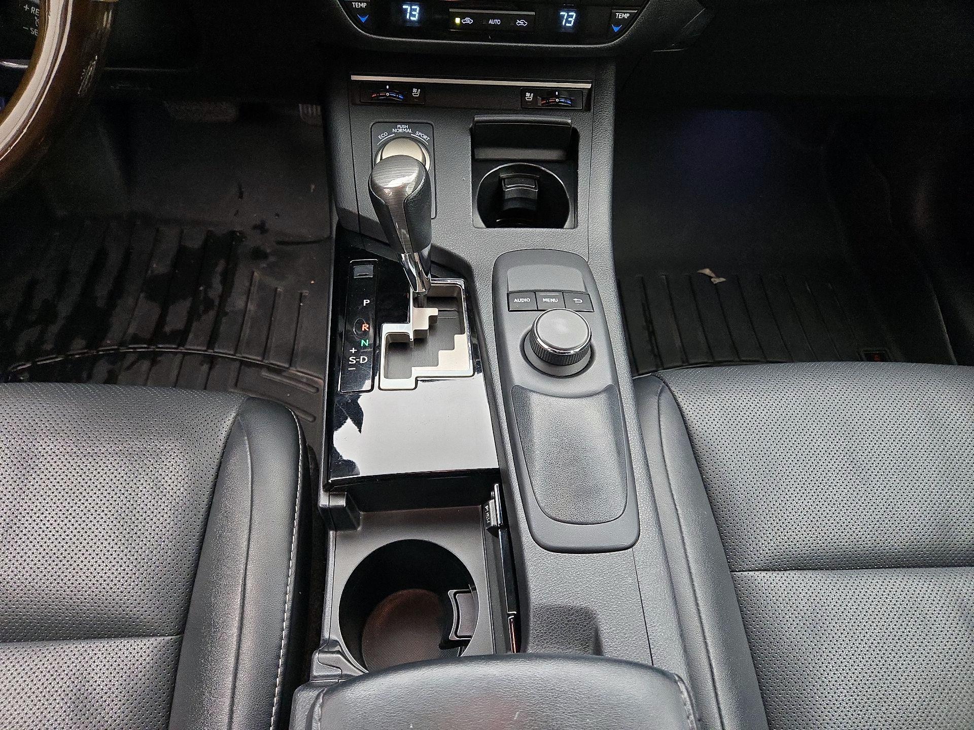 Thumbnail: 2014 Lexus ES - 17