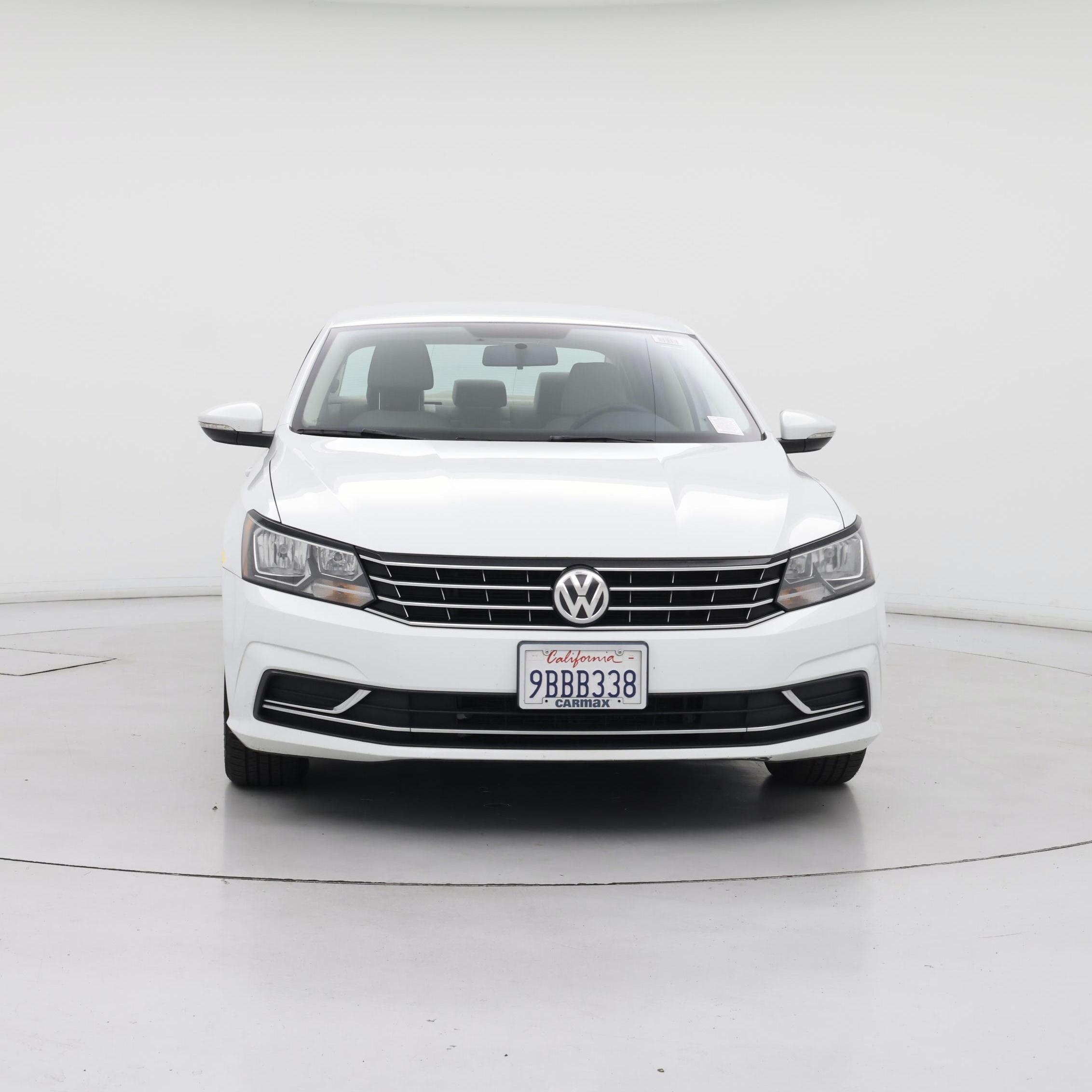 Thumbnail: 2017 Volkswagen Passat - 5