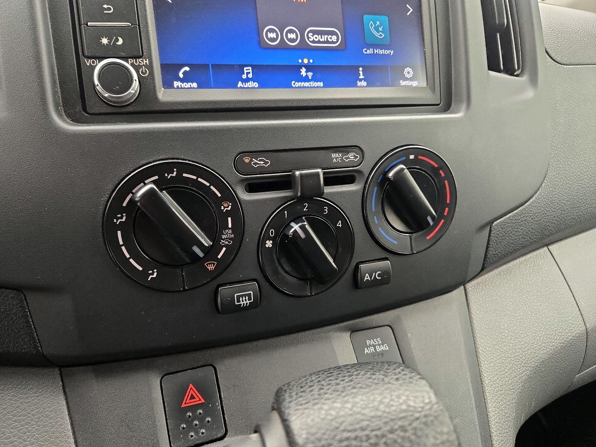 Thumbnail: 2021 Nissan NV200 - 16