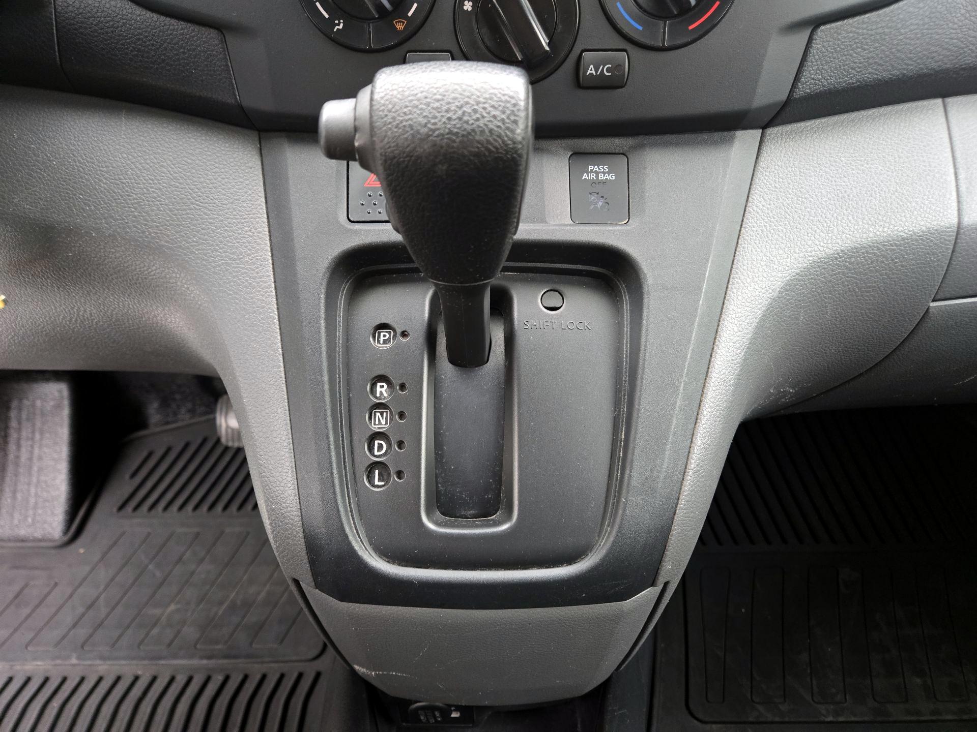 Thumbnail: 2021 Nissan NV200 - 17