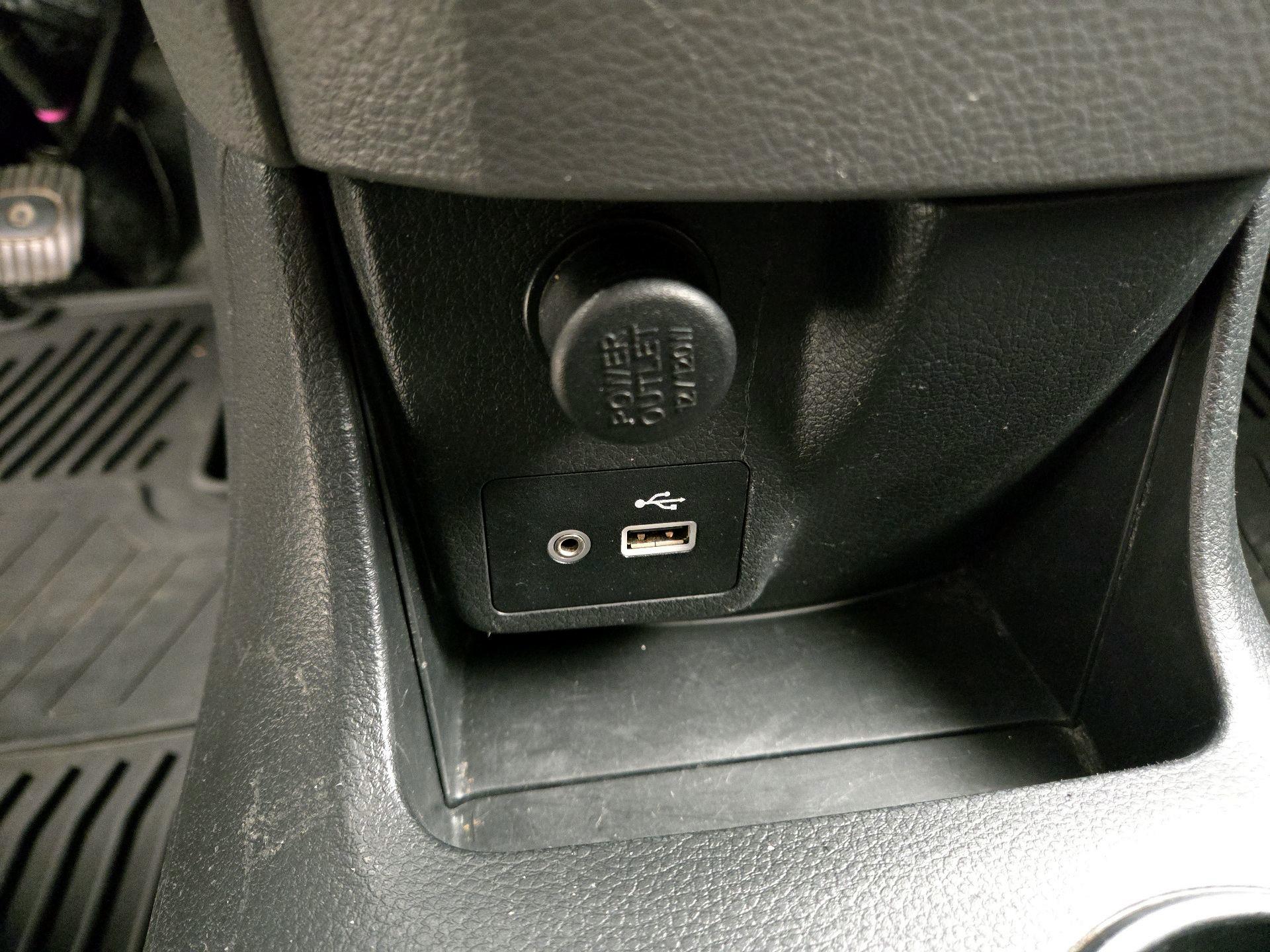 Thumbnail: 2021 Nissan NV200 - 18