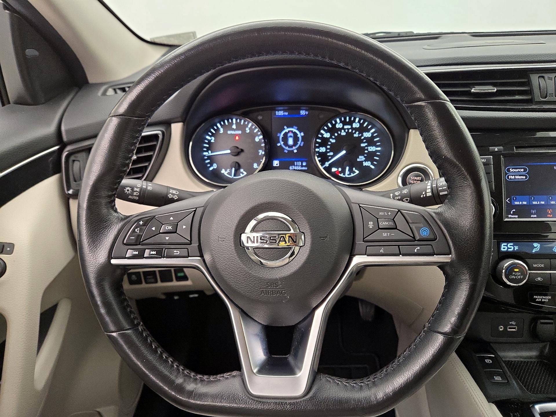 Thumbnail: 2019 Nissan Rogue Sport - 10