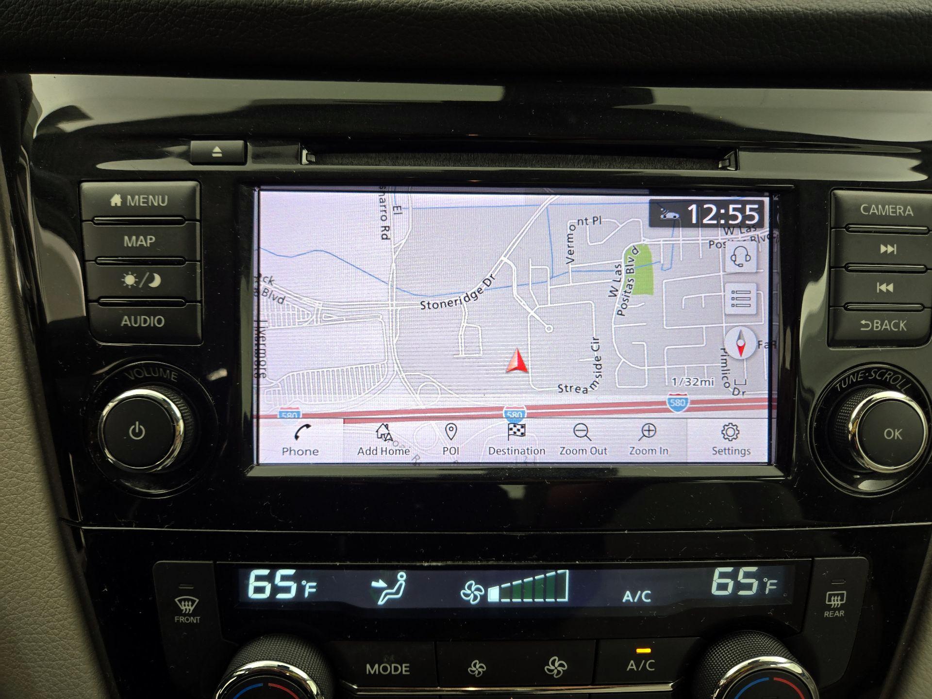 Thumbnail: 2019 Nissan Rogue Sport - 14