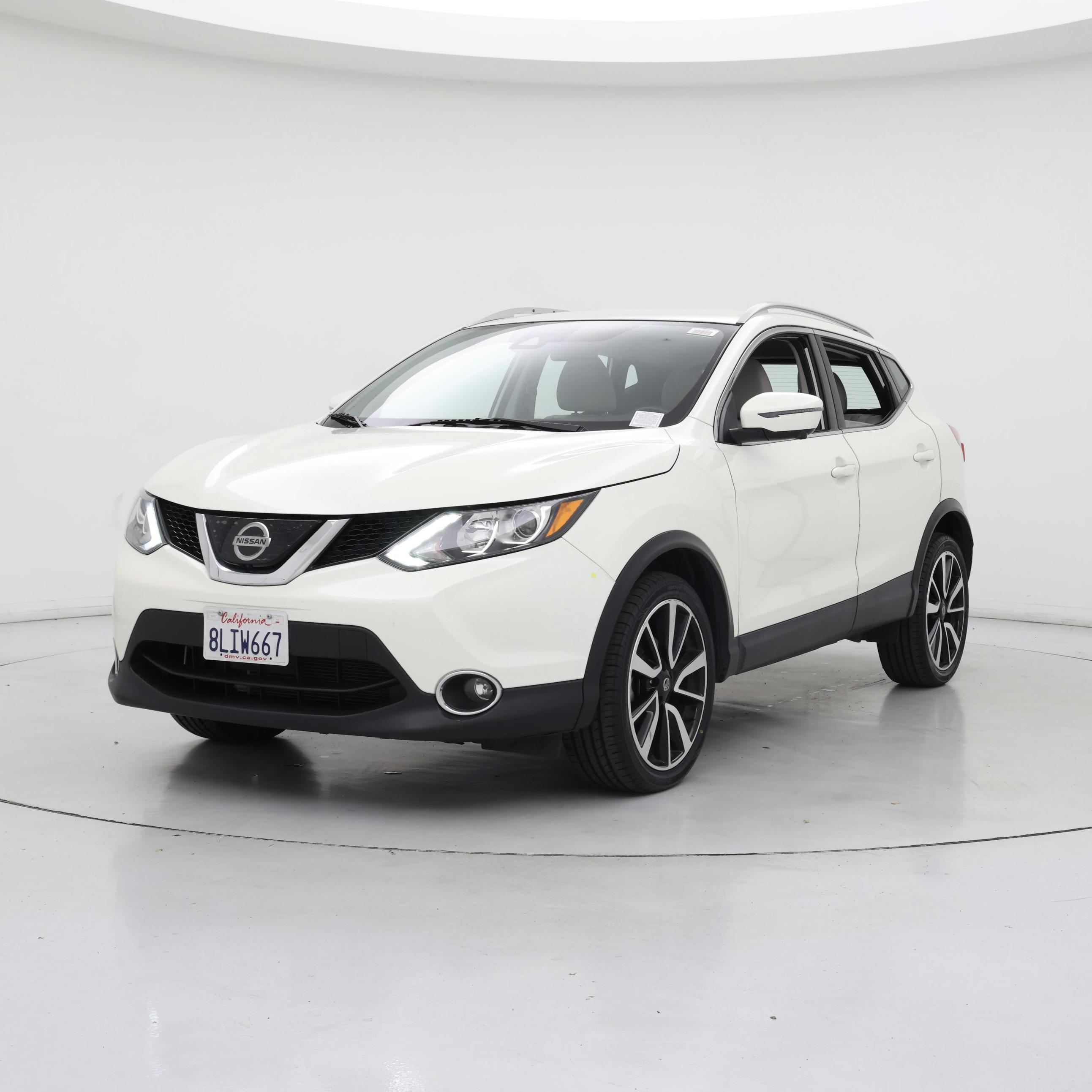 Thumbnail: 2019 Nissan Rogue Sport - 4