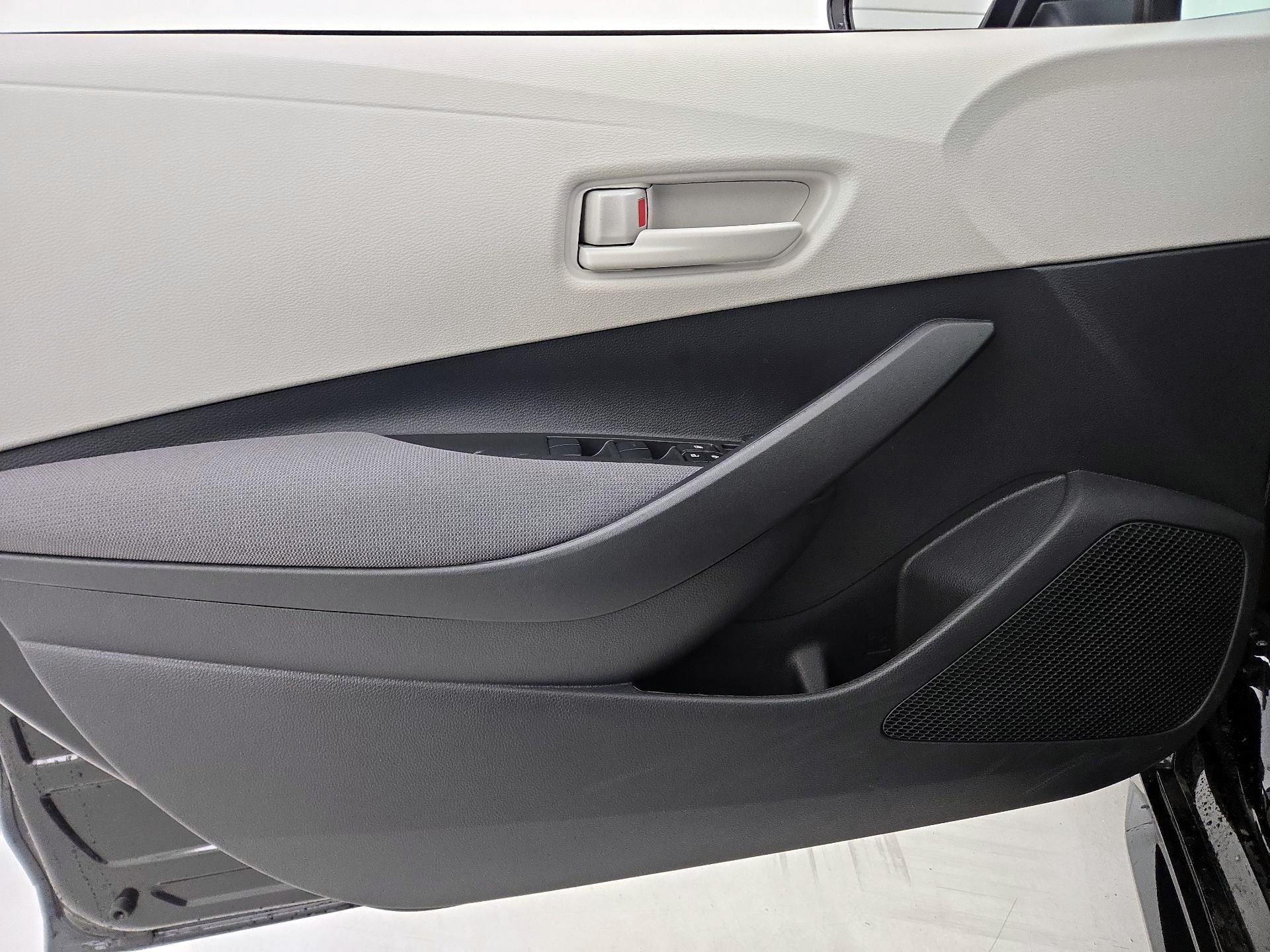 Thumbnail: 2025 Toyota Corolla - 12