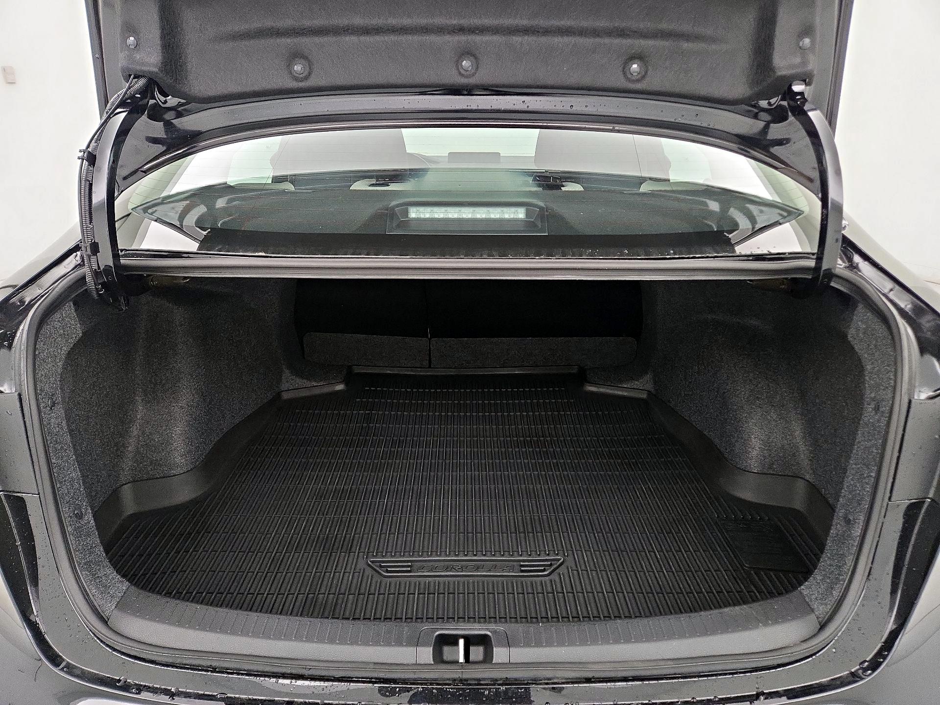 Thumbnail: 2025 Toyota Corolla - 19