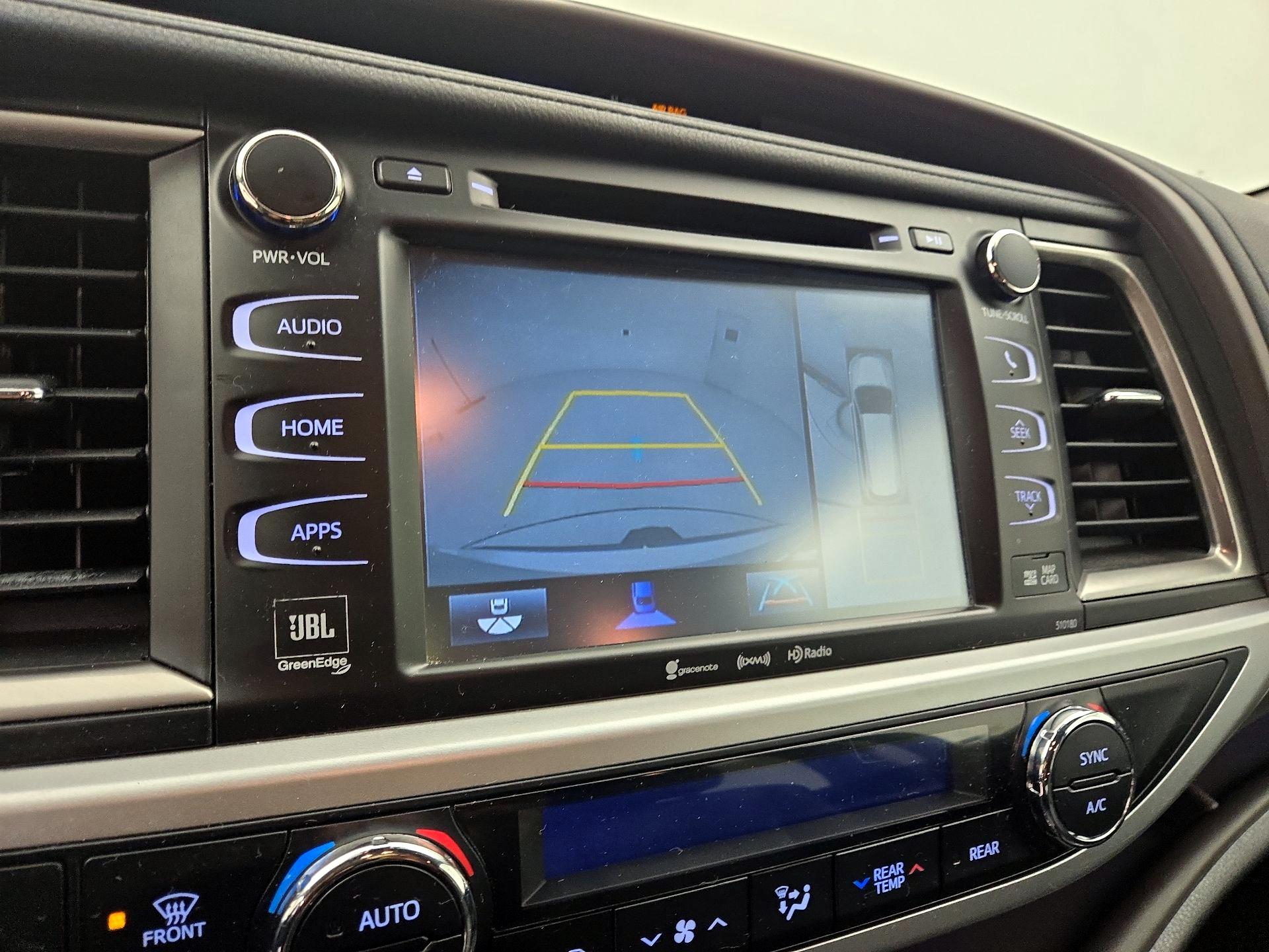 Thumbnail: 2017 Toyota Highlander - 14