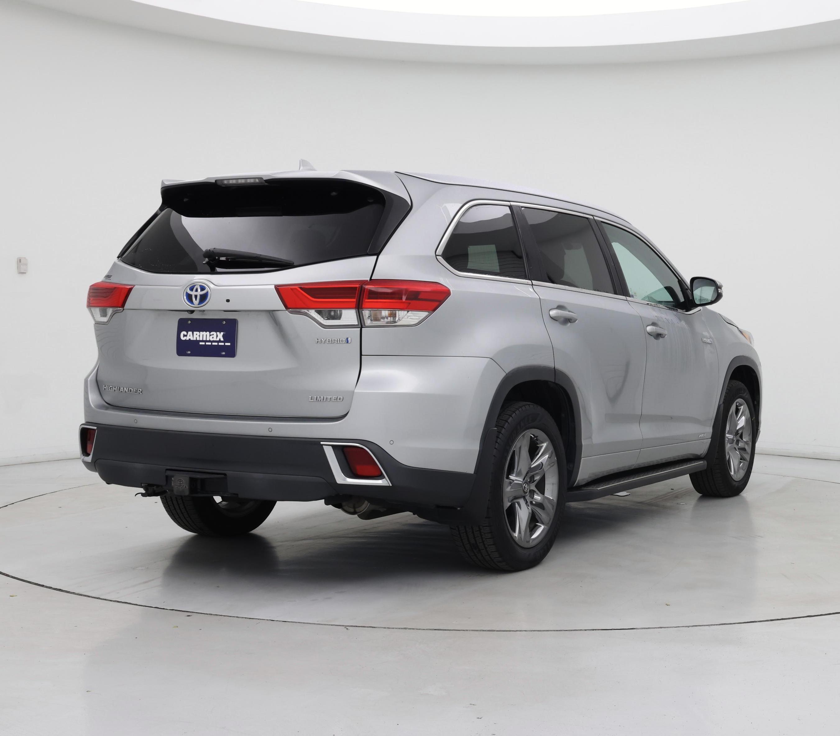 Thumbnail: 2017 Toyota Highlander - 8