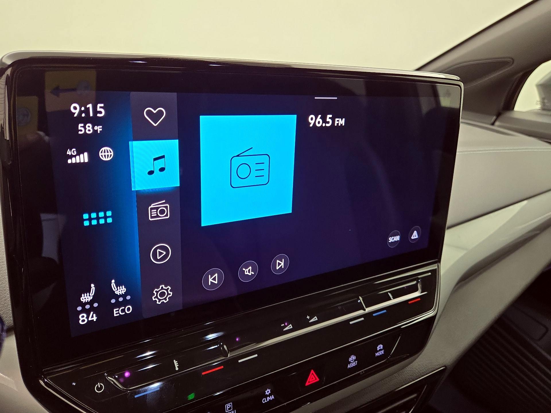 Thumbnail: 2023 Volkswagen ID.4 - 16