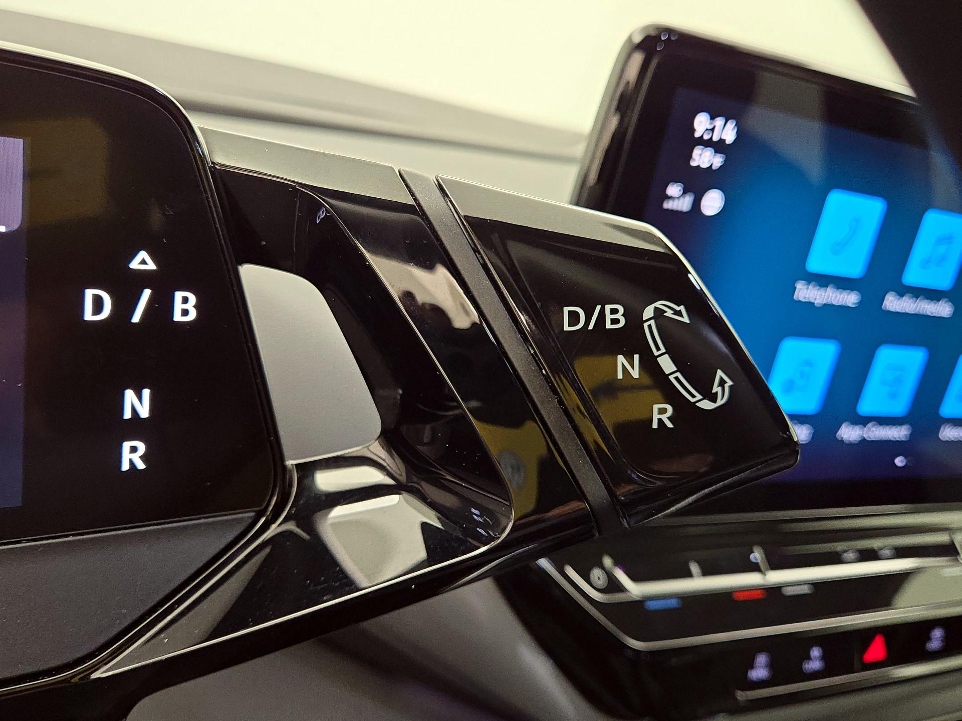 Thumbnail: 2023 Volkswagen ID.4 - 18