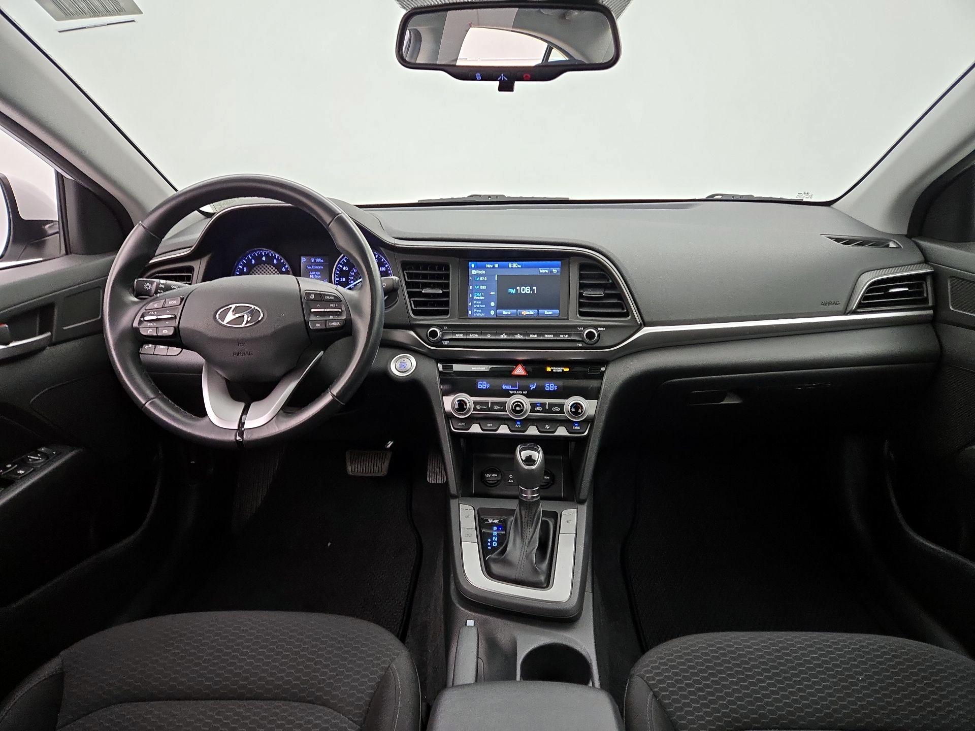 Thumbnail: 2019 Hyundai Elantra - 9