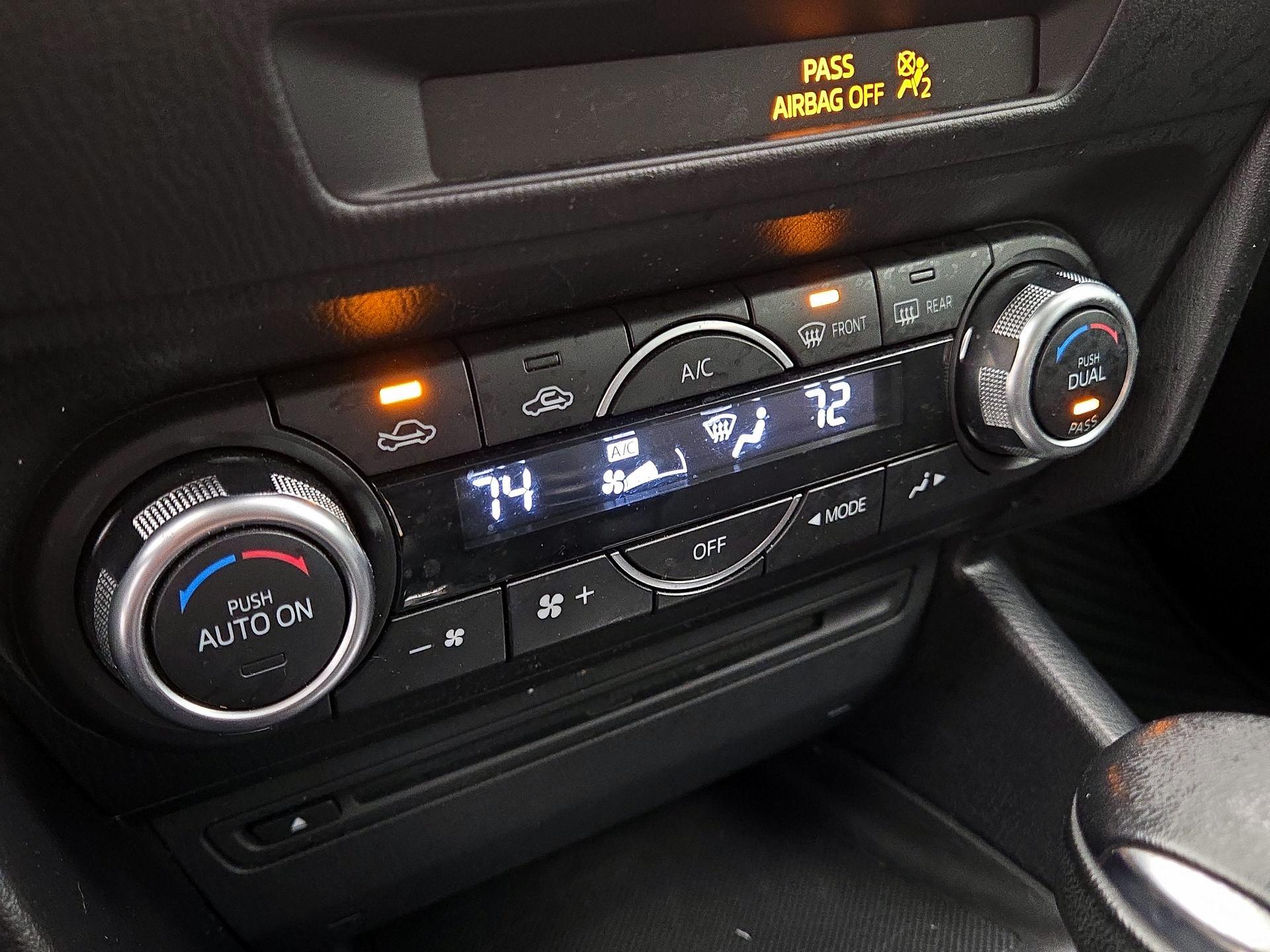 Thumbnail: 2015 Mazda Mazda3 - 16