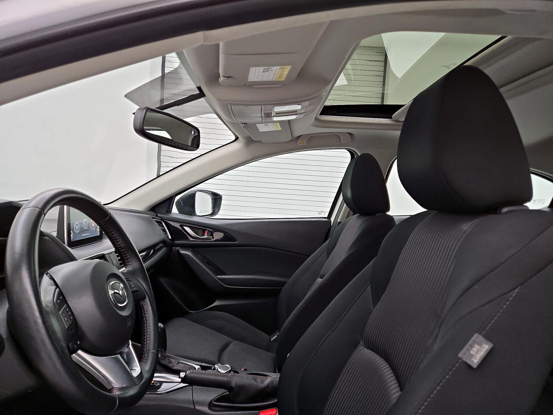 Thumbnail: 2015 Mazda Mazda3 - 18