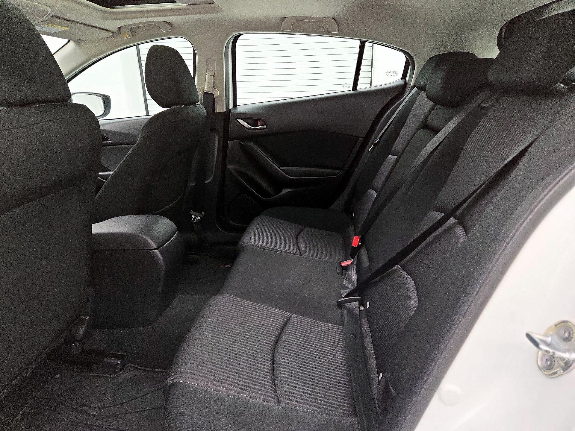 Thumbnail: 2015 Mazda Mazda3 - 19