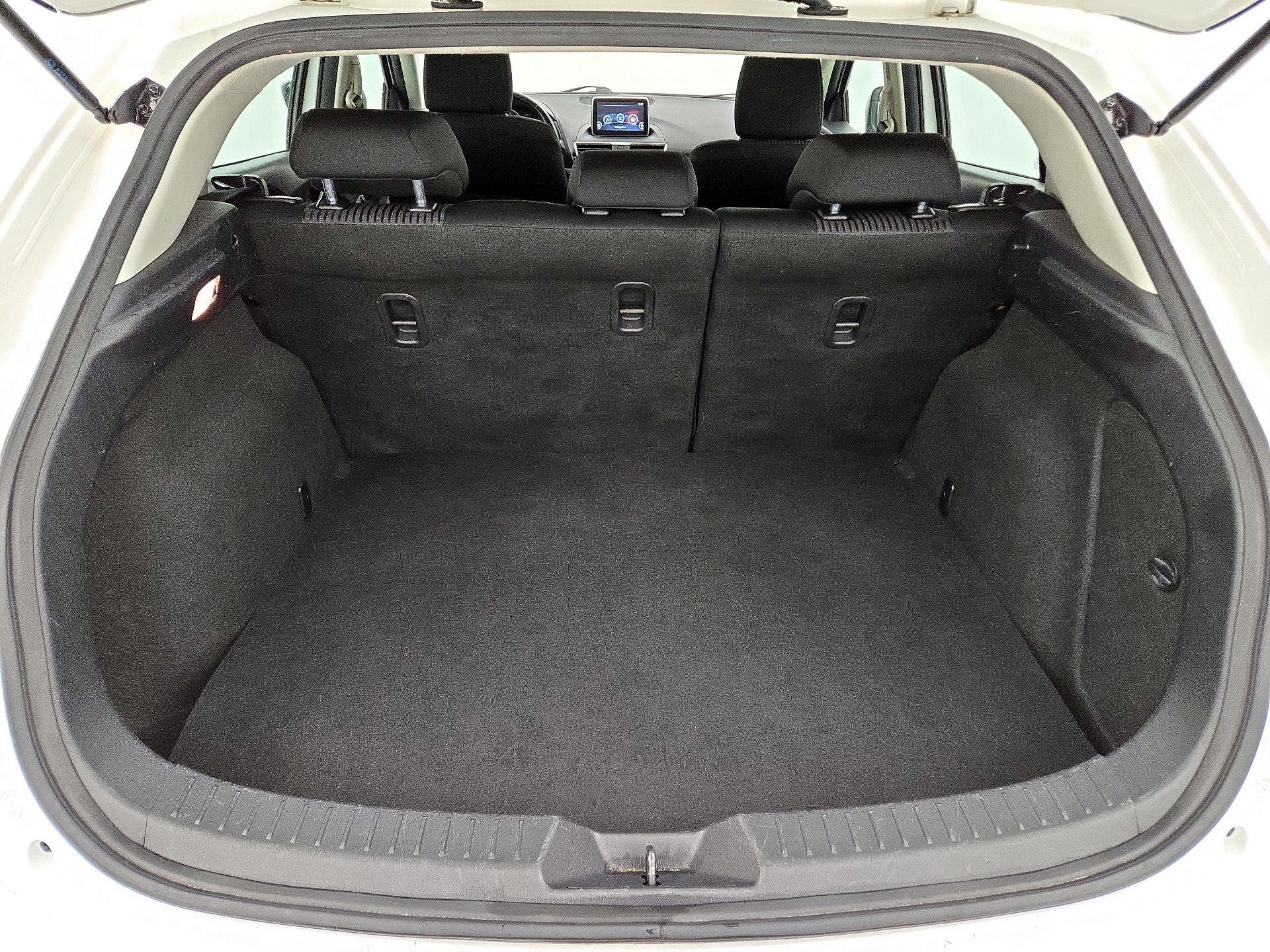 Thumbnail: 2015 Mazda Mazda3 - 20