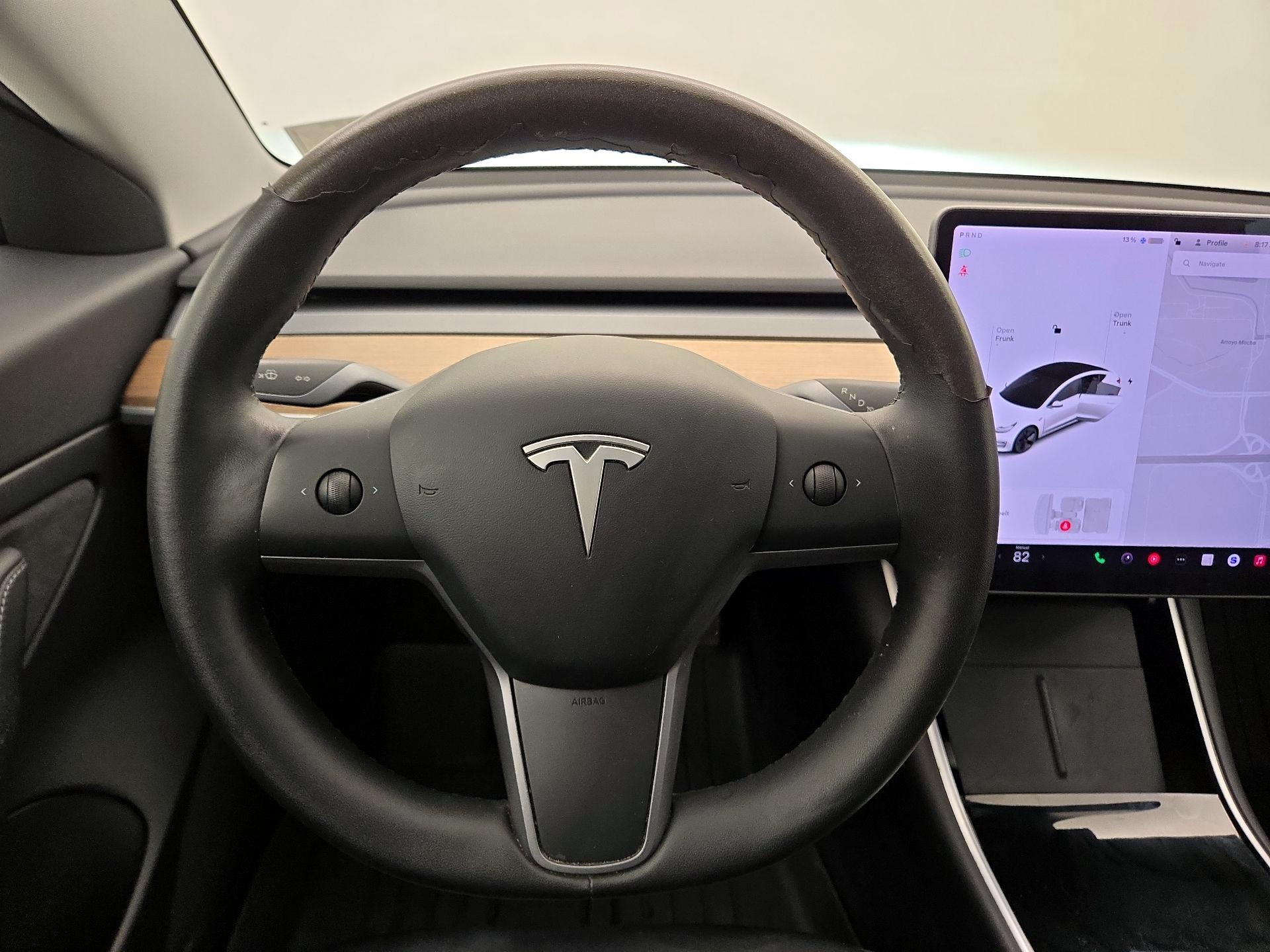 Thumbnail: 2020 Tesla Model 3 - 10