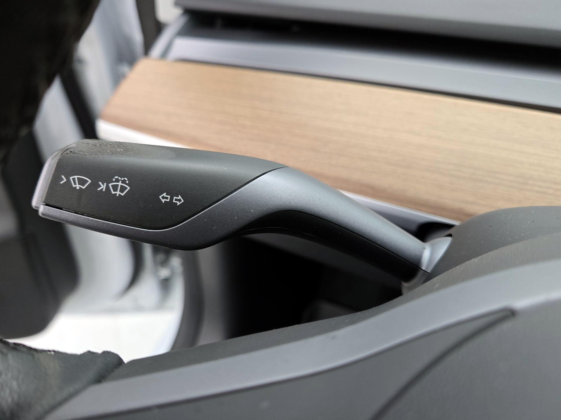 Thumbnail: 2020 Tesla Model 3 - 13