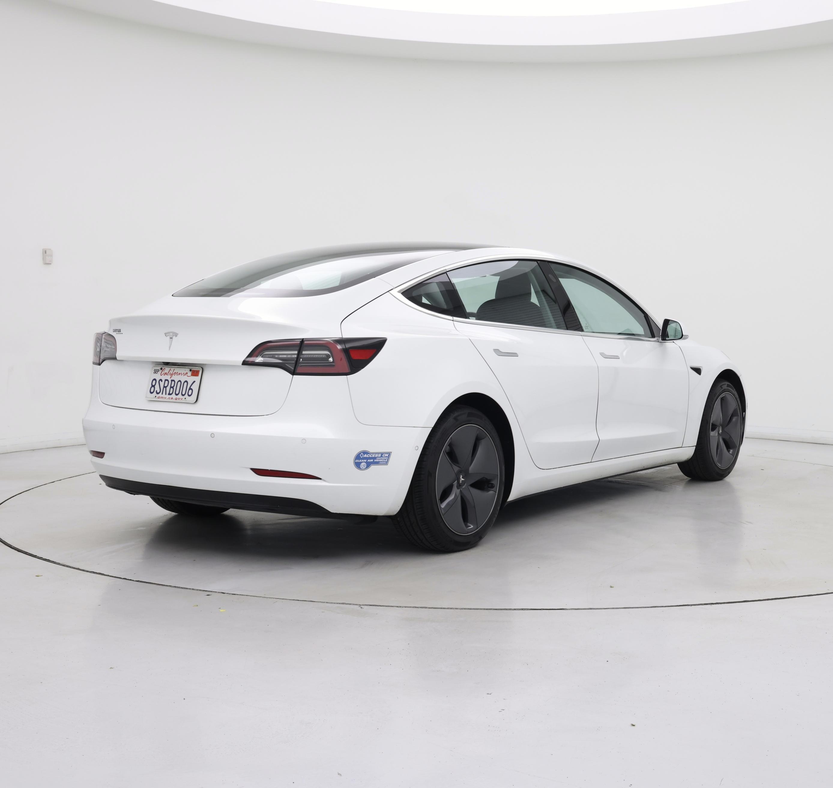 Thumbnail: 2020 Tesla Model 3 - 8