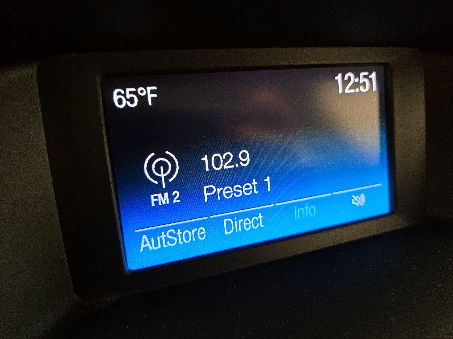 Thumbnail: 2015 Ford Focus - 15