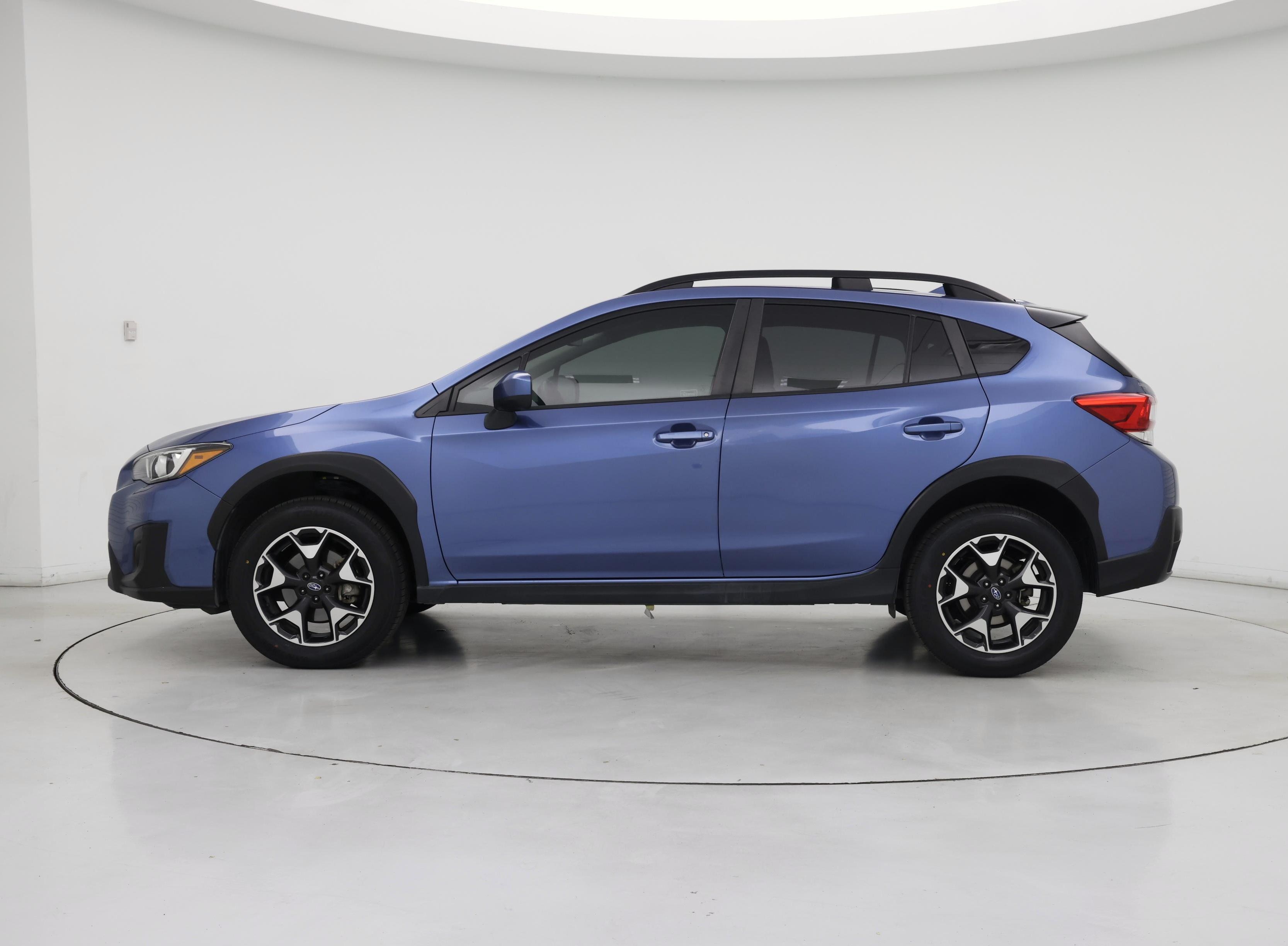 Thumbnail: 2019 Subaru Crosstrek - 3