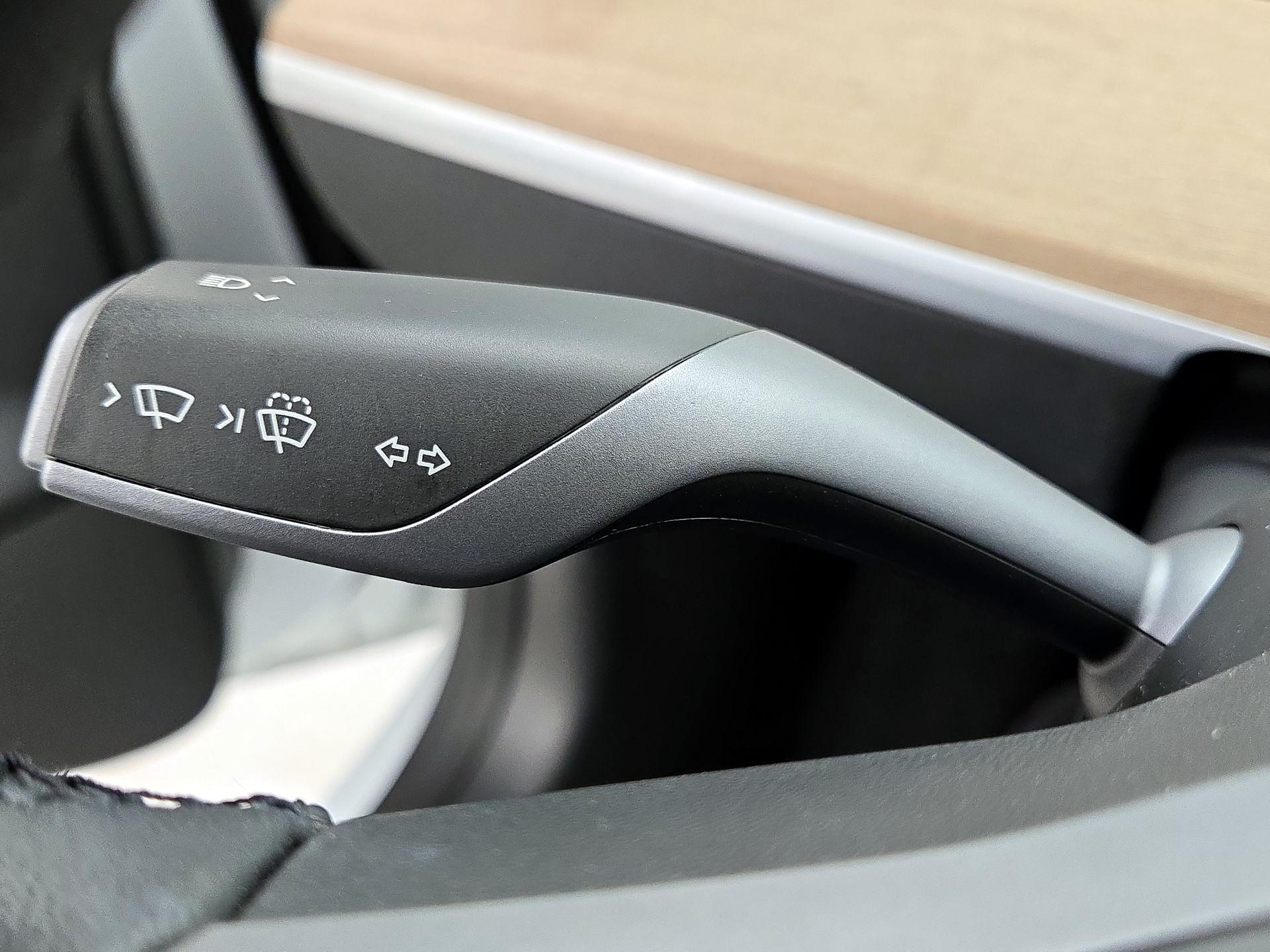 Thumbnail: 2022 Tesla Model 3 - 13