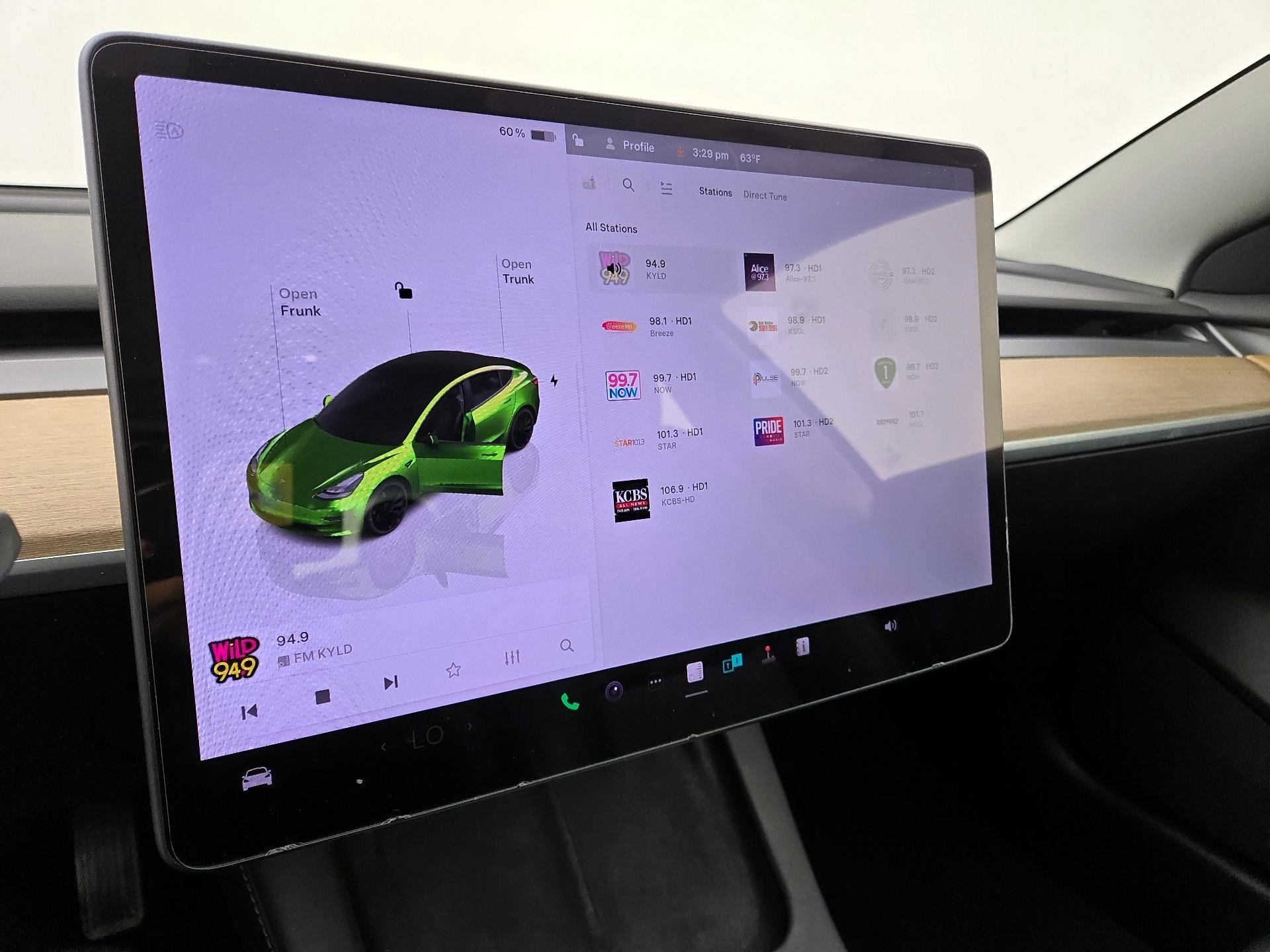 Thumbnail: 2022 Tesla Model 3 - 16