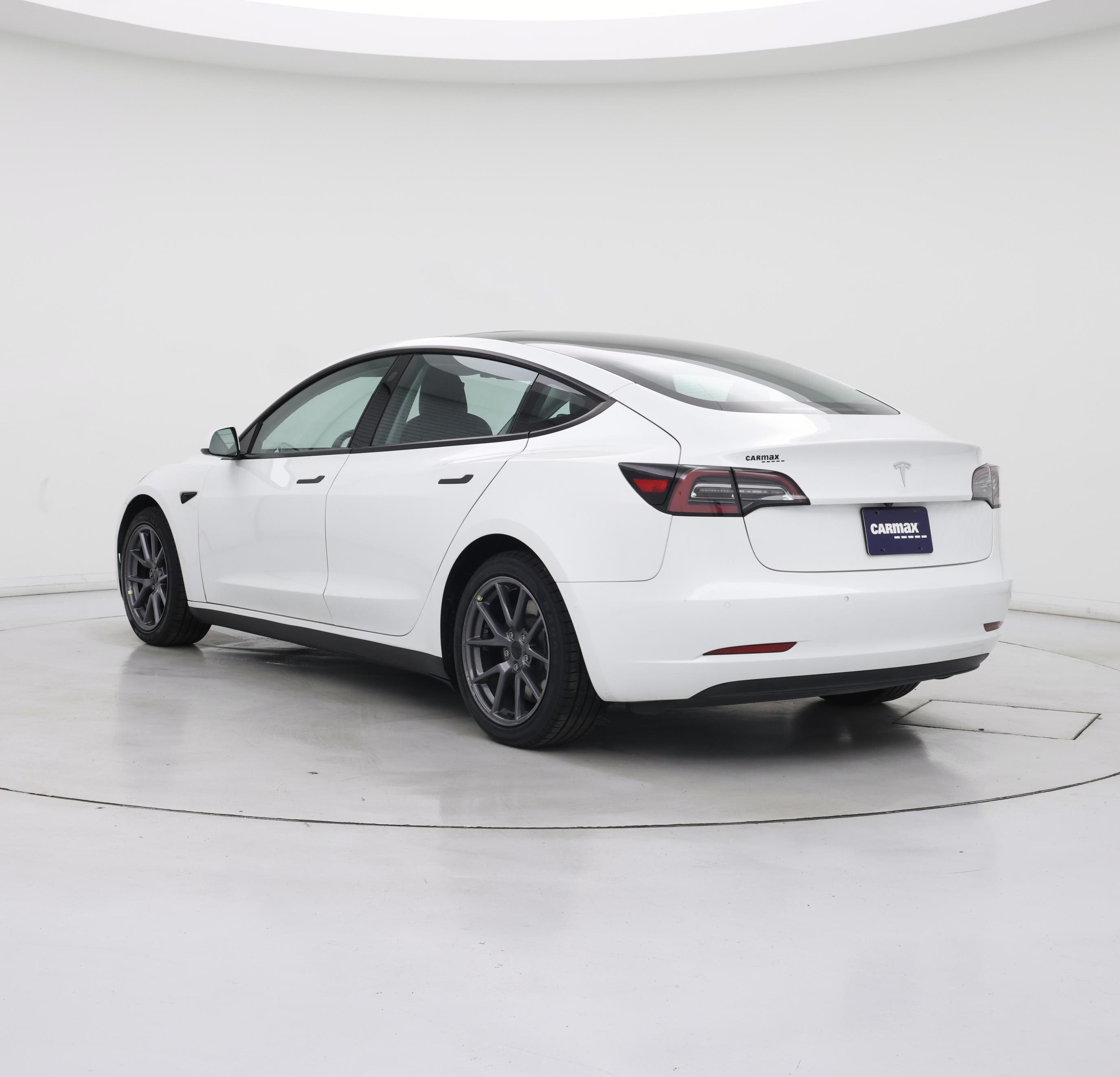 Thumbnail: 2022 Tesla Model 3 - 2